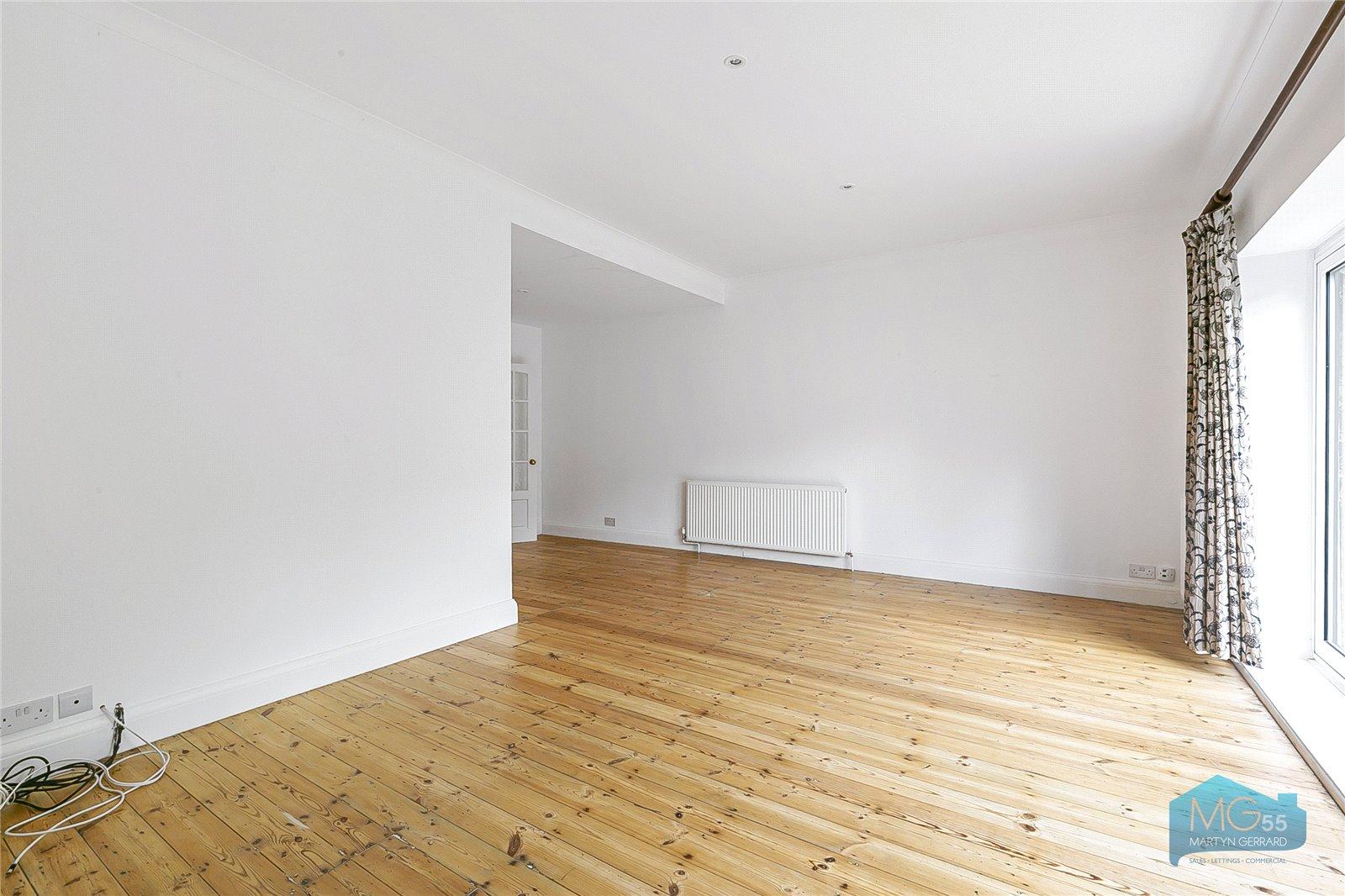 3 bedroom House to rent - Martyn Gerrard