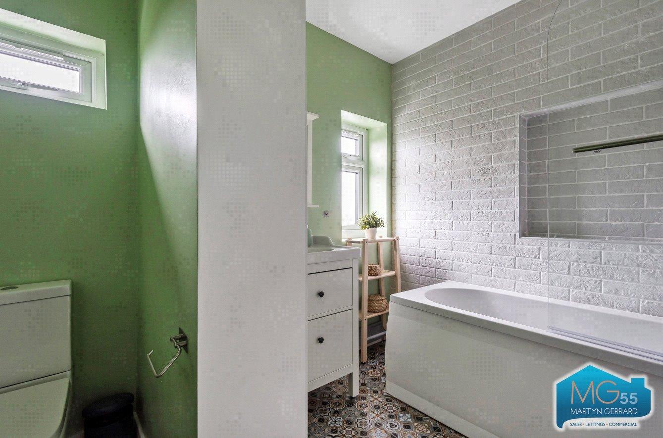 5 bedroom Semi-Detached House to rent - Martyn Gerrard