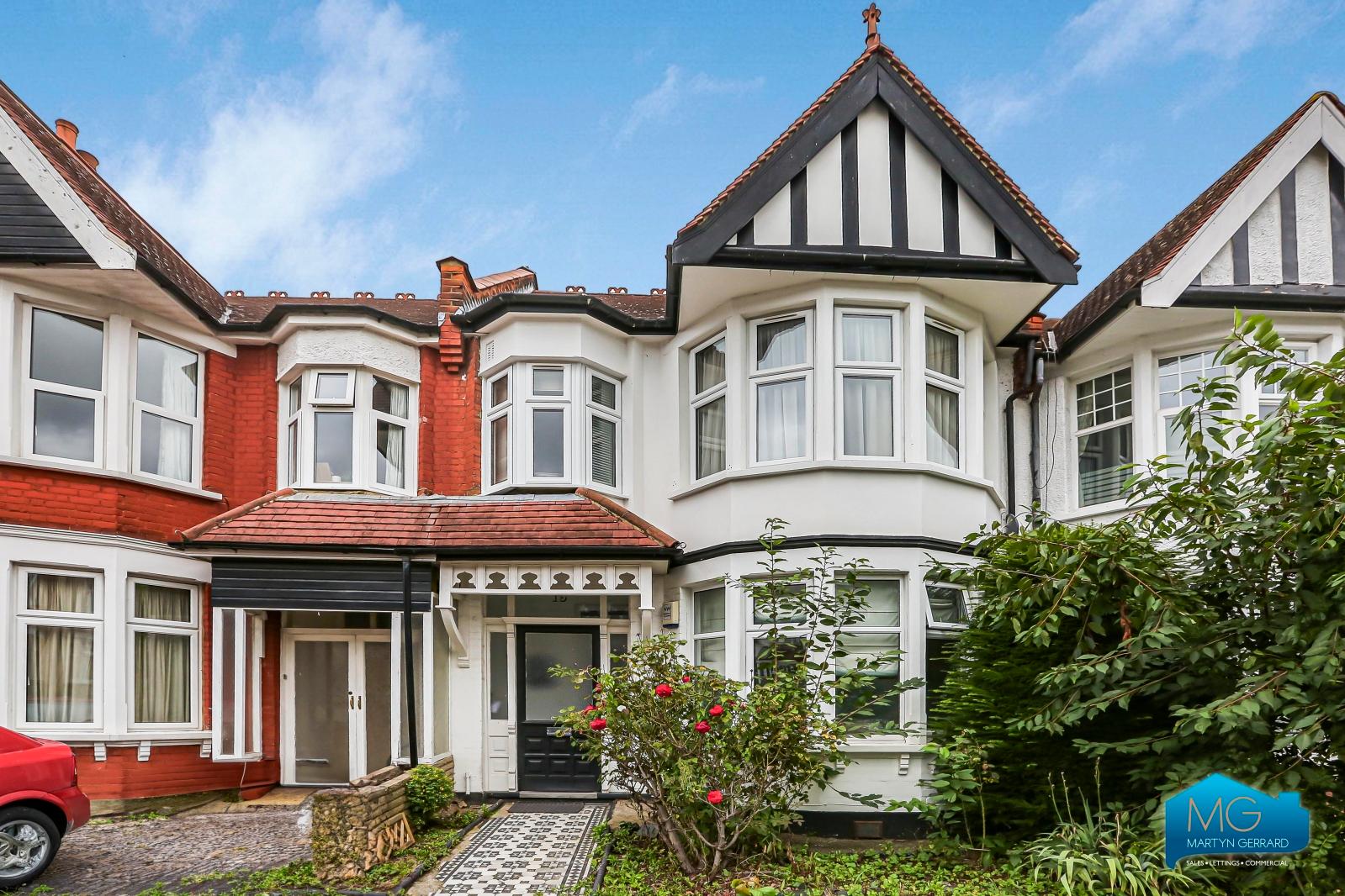 1 bedroom Ground Floor Flat to rent - Martyn Gerrard