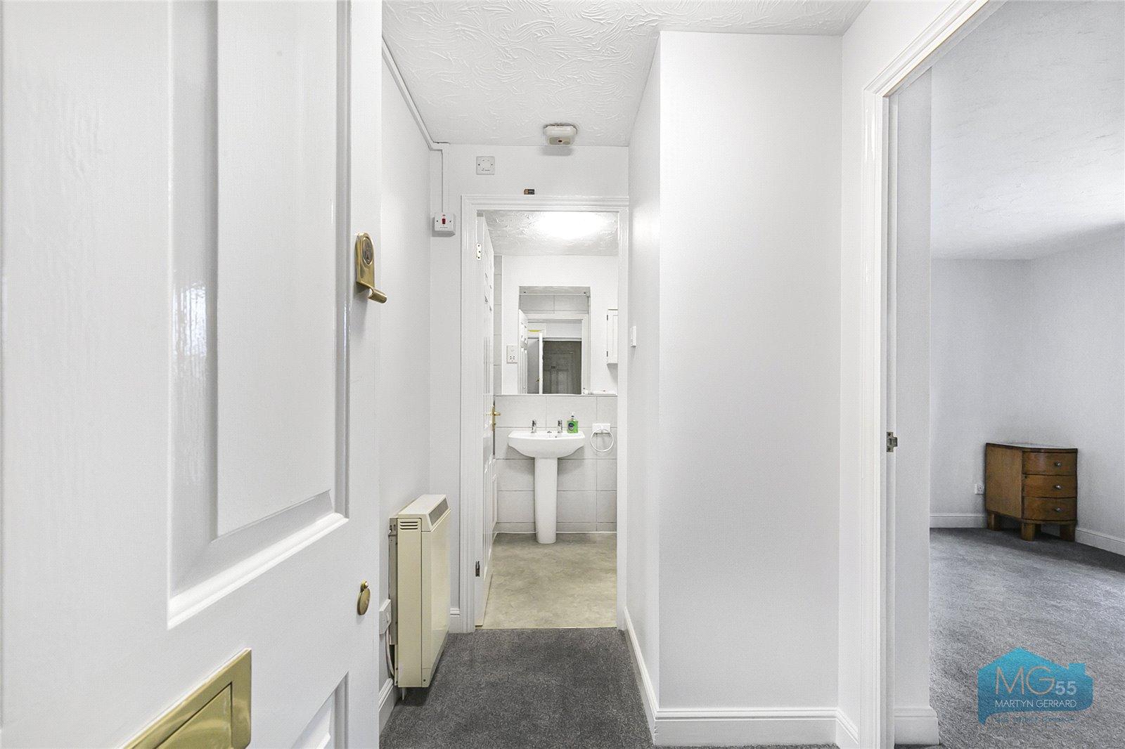 1 bedroom Apartment to rent - Martyn Gerrard
