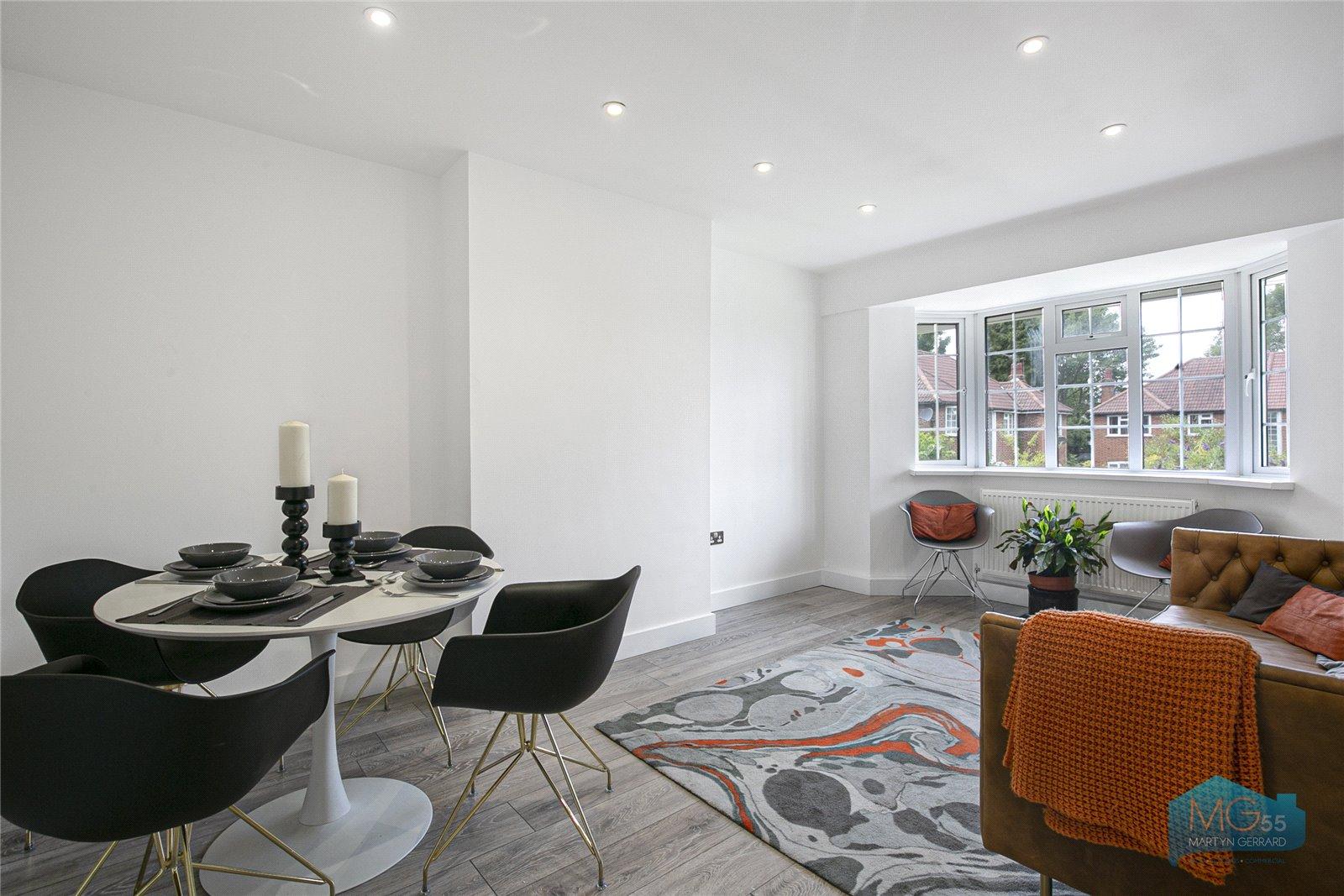 2 bedroom Apartment to rent - Martyn Gerrard