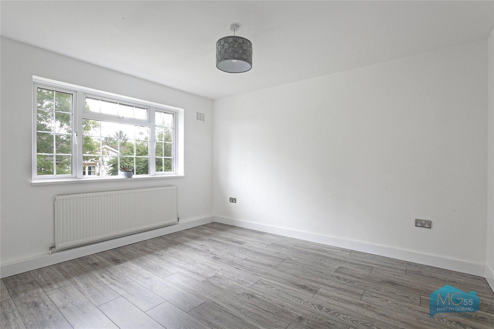 2 bedroom Apartment to rent - Martyn Gerrard