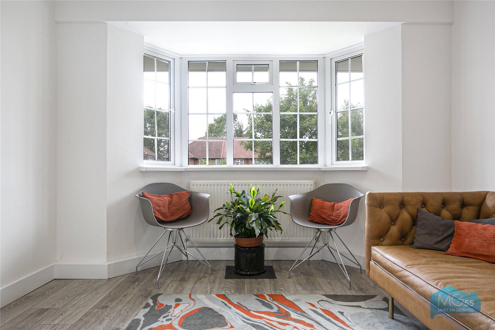 2 bedroom Apartment to rent - Martyn Gerrard