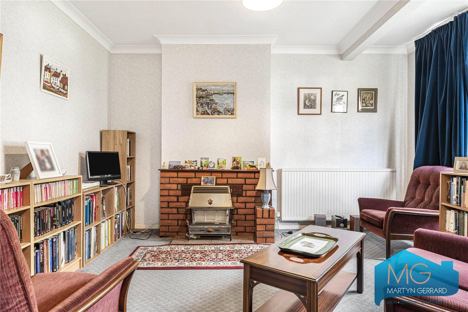 3 bedroom Semi-Detached House for sale - Martyn Gerrard