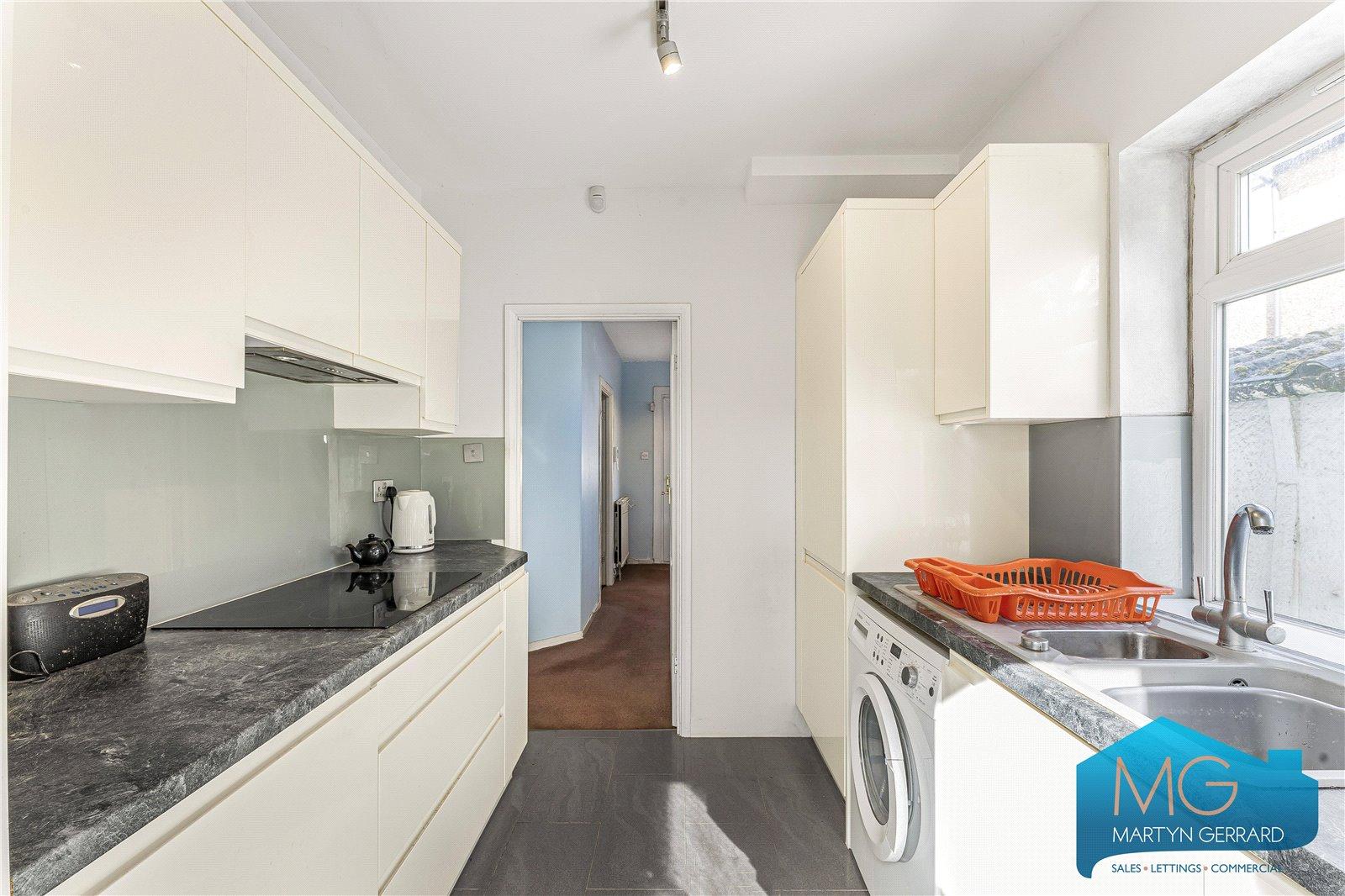 3 bedroom Semi-Detached House for sale - Martyn Gerrard