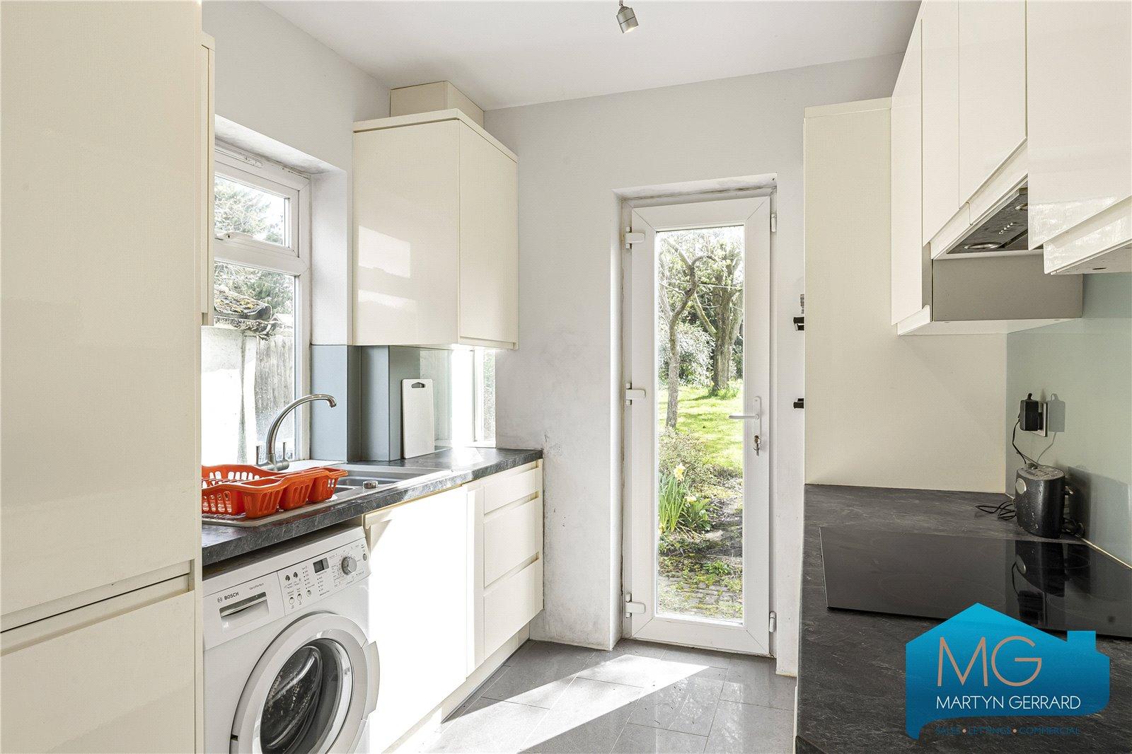 3 bedroom Semi-Detached House for sale - Martyn Gerrard
