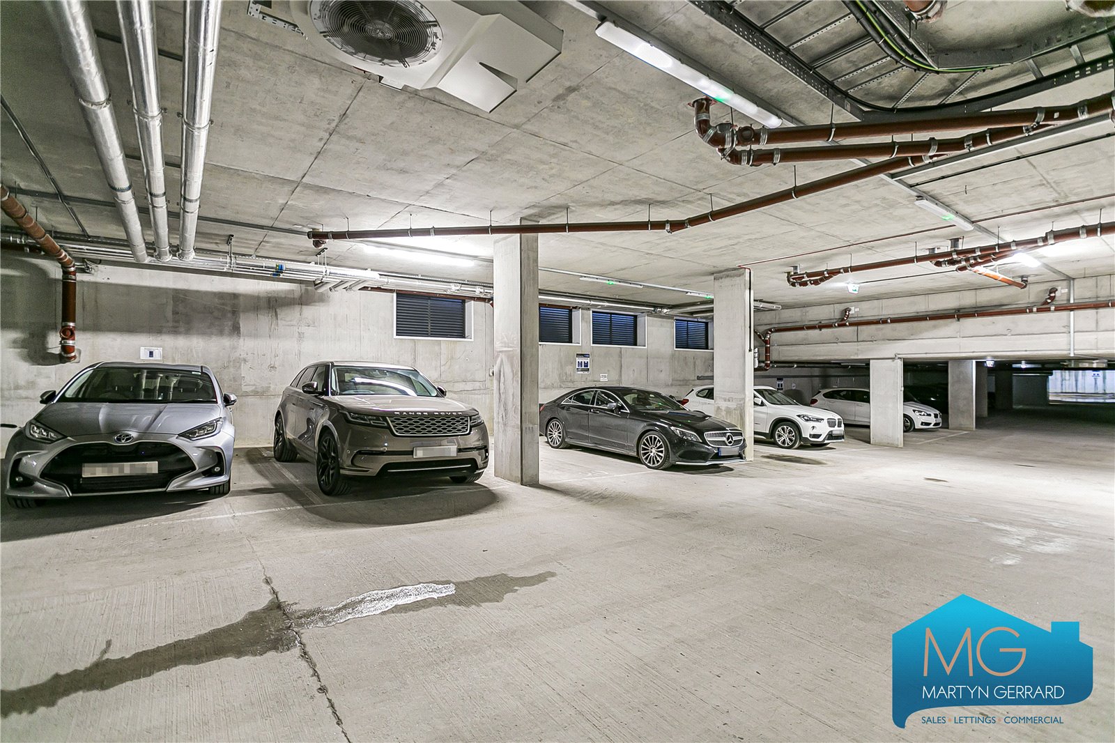 2 bedroom Apartment for sale - Martyn Gerrard
