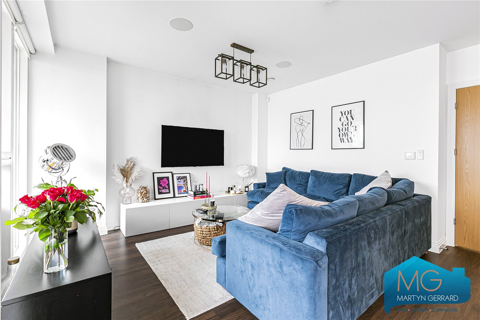 Quayle Crescent, Whetstone, London, N20+  - Martyn Gerrard