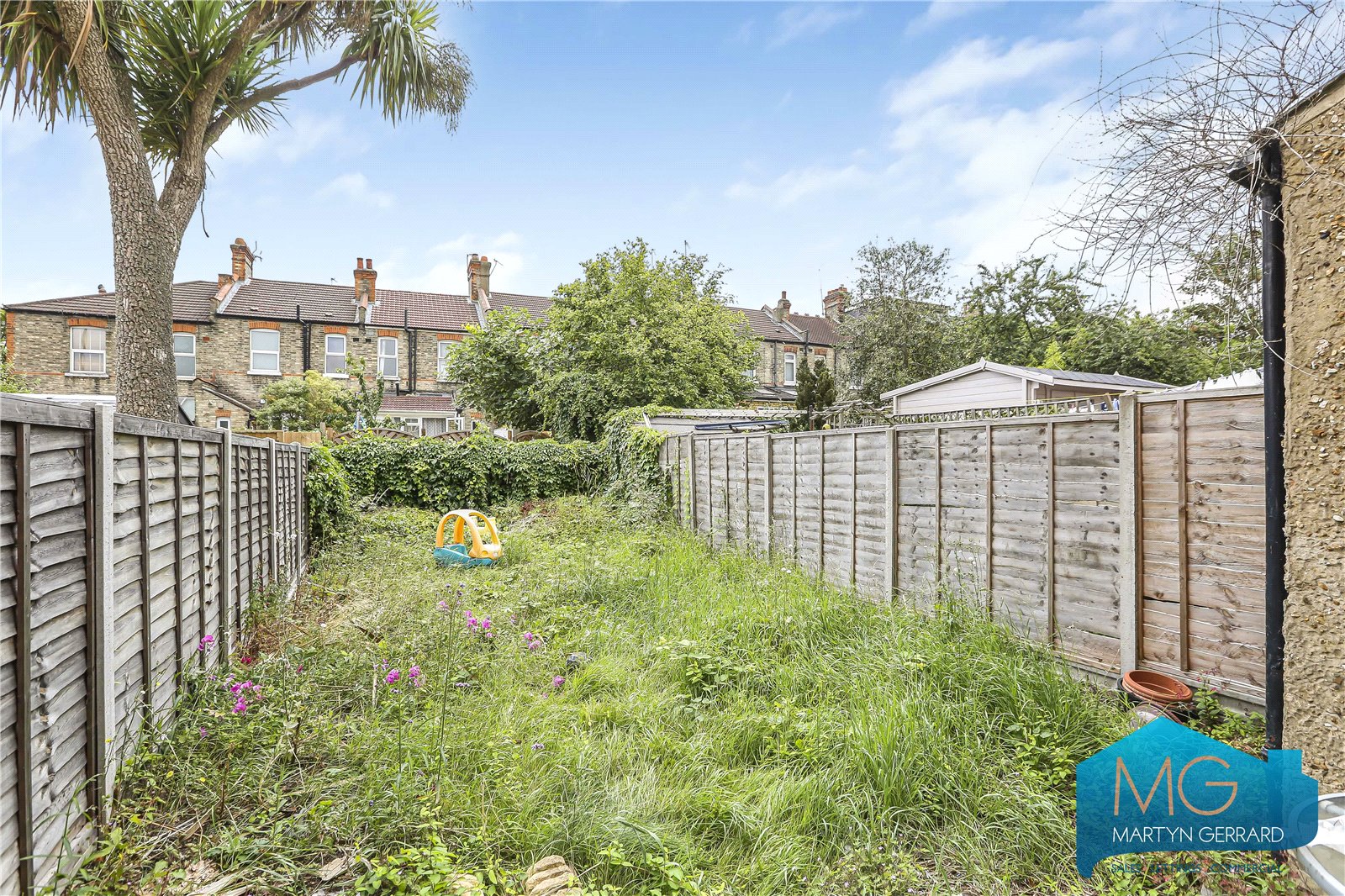 Marne Avenue, New Southgate, London, N11+  - Martyn Gerrard