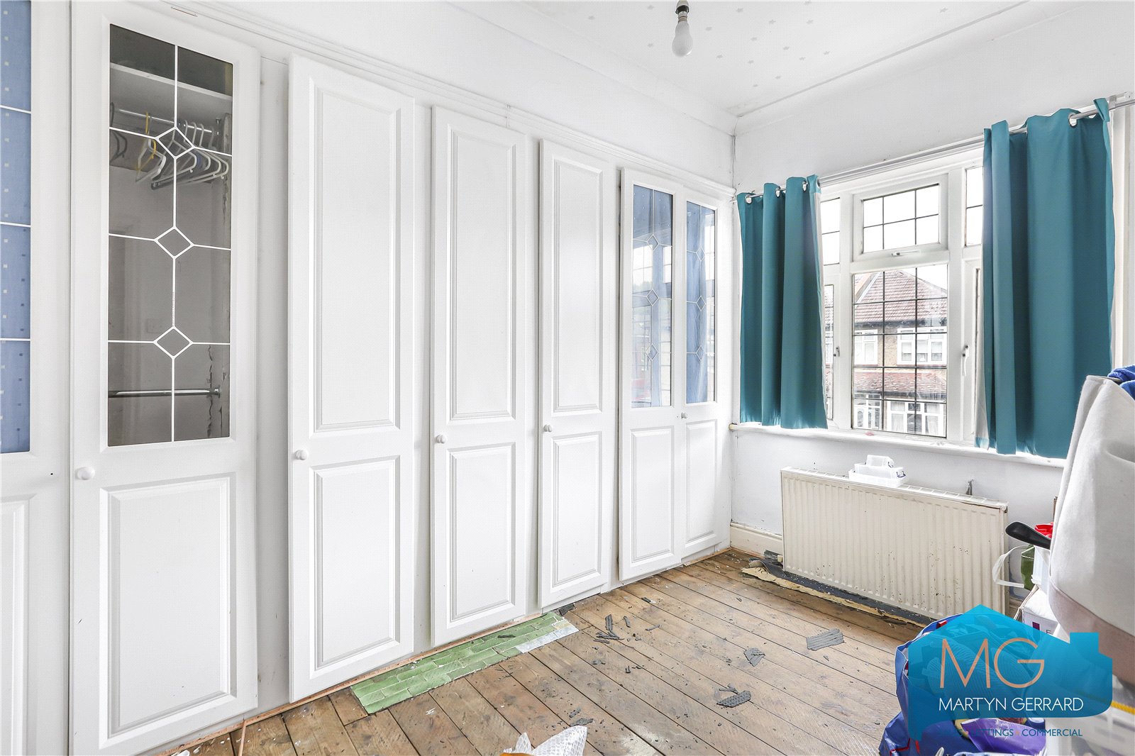 3 bedroom Terraced House for sale - Martyn Gerrard