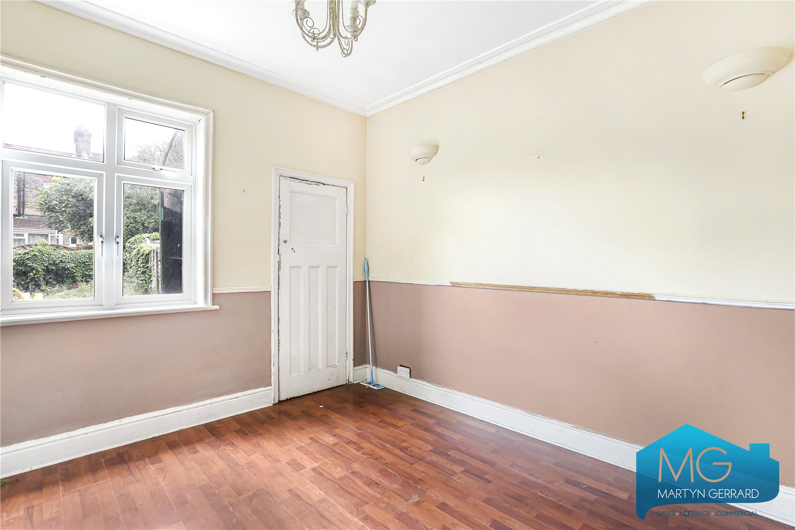3 bedroom Terraced House for sale - Martyn Gerrard