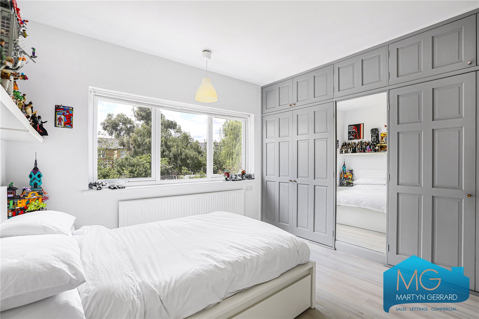 4 bedroom Semi-Detached House for sale - Martyn Gerrard