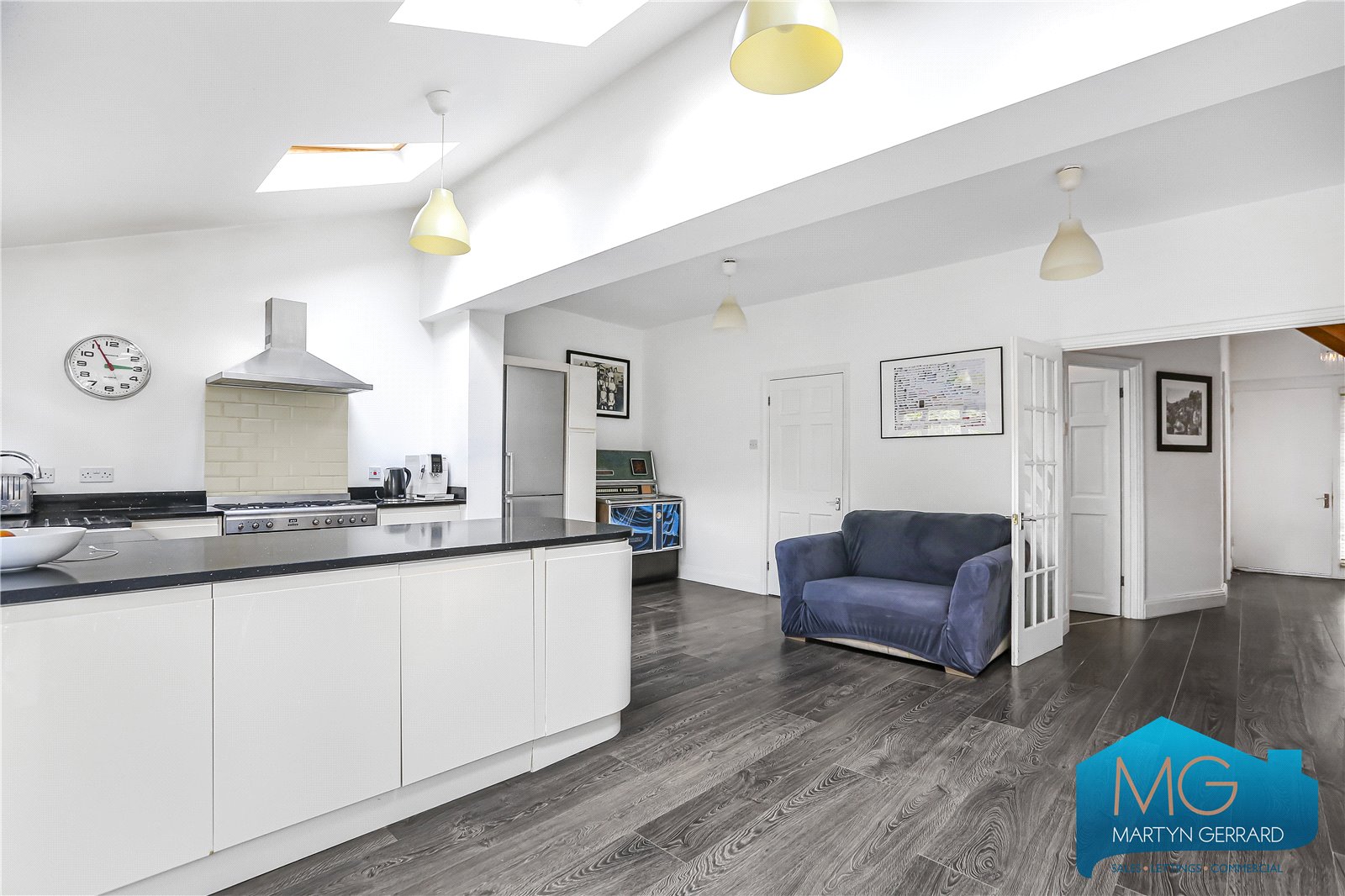 4 bedroom Semi-Detached House for sale - Martyn Gerrard