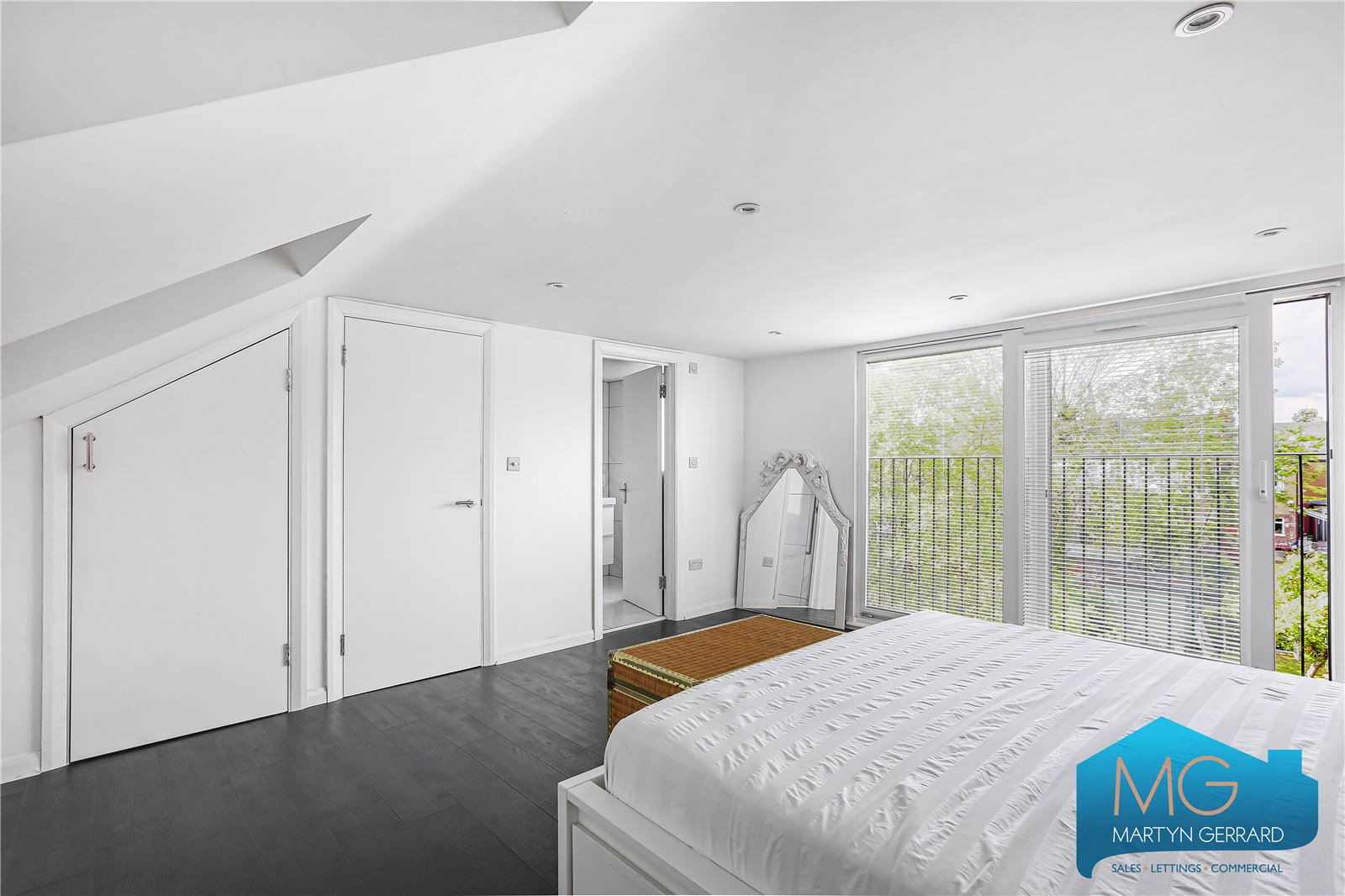 4 bedroom Semi-Detached House for sale - Martyn Gerrard