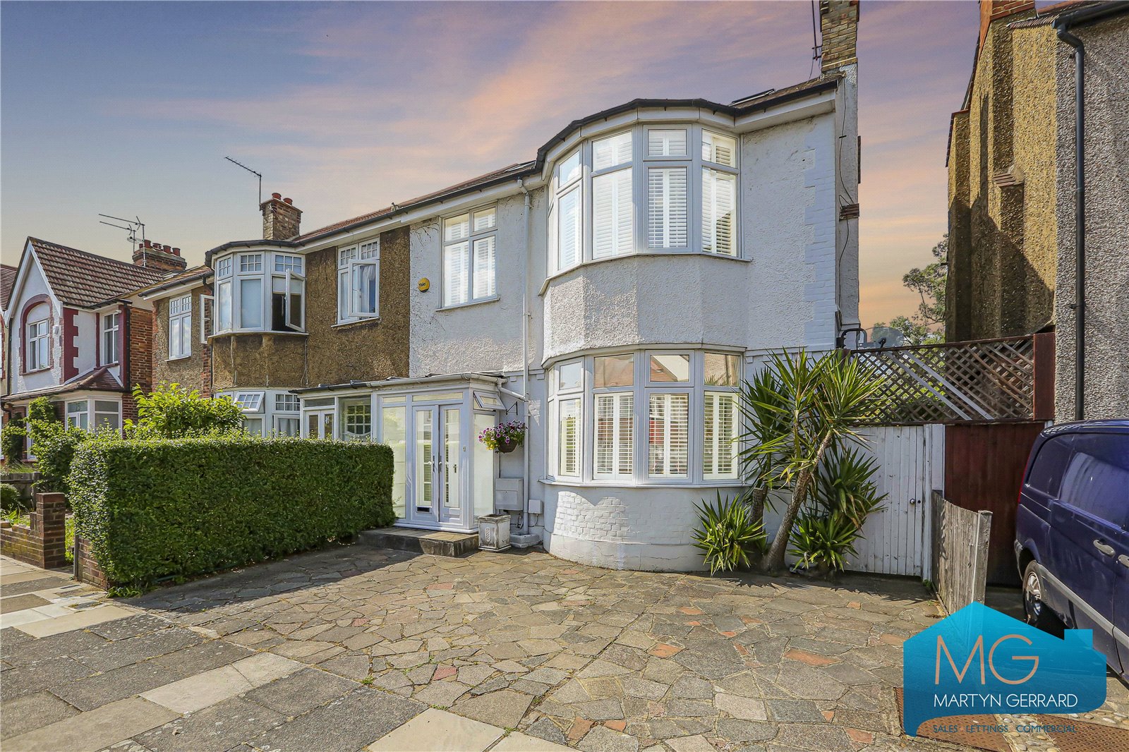 Pollard Road, Whetstone, London, N20+  - Martyn Gerrard