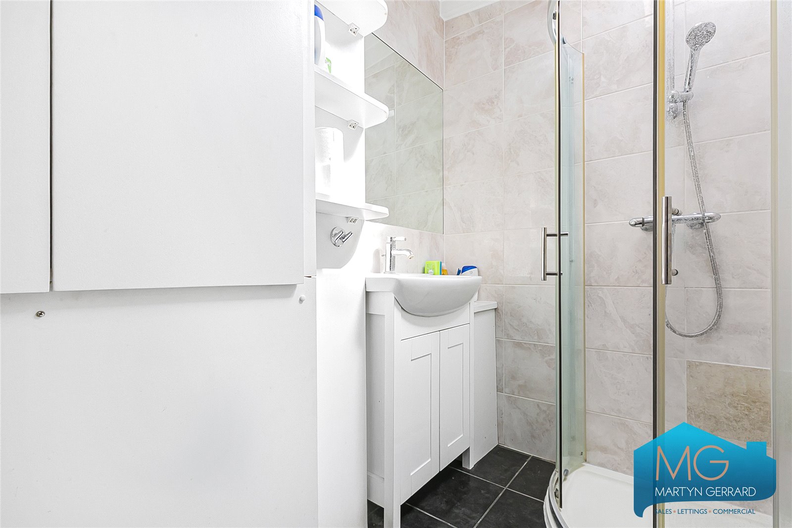 4 bedroom Semi-Detached House for sale - Martyn Gerrard