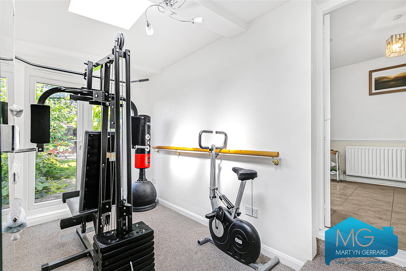 4 bedroom Semi-Detached House for sale - Martyn Gerrard