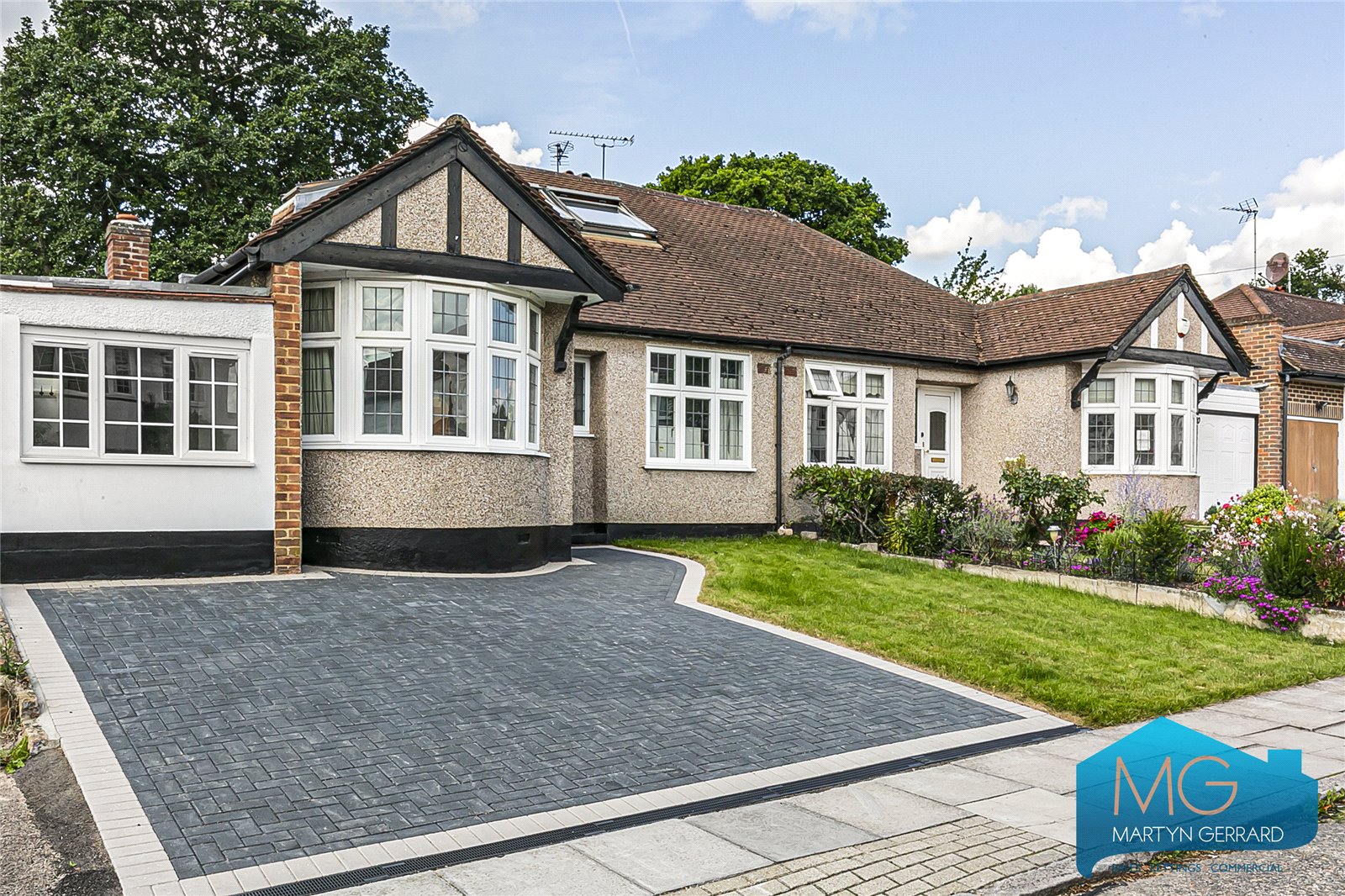 Beresford Avenue, Whetstone, London, N20+  - Martyn Gerrard