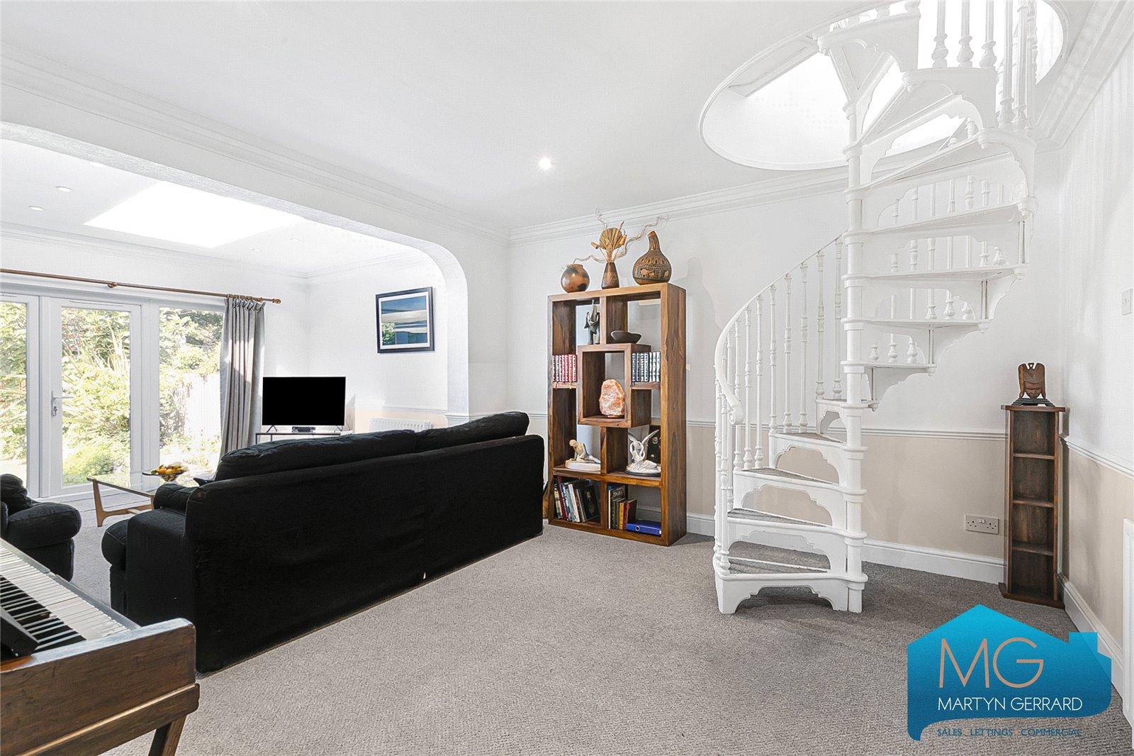 4 bedroom Semi-Detached House for sale - Martyn Gerrard