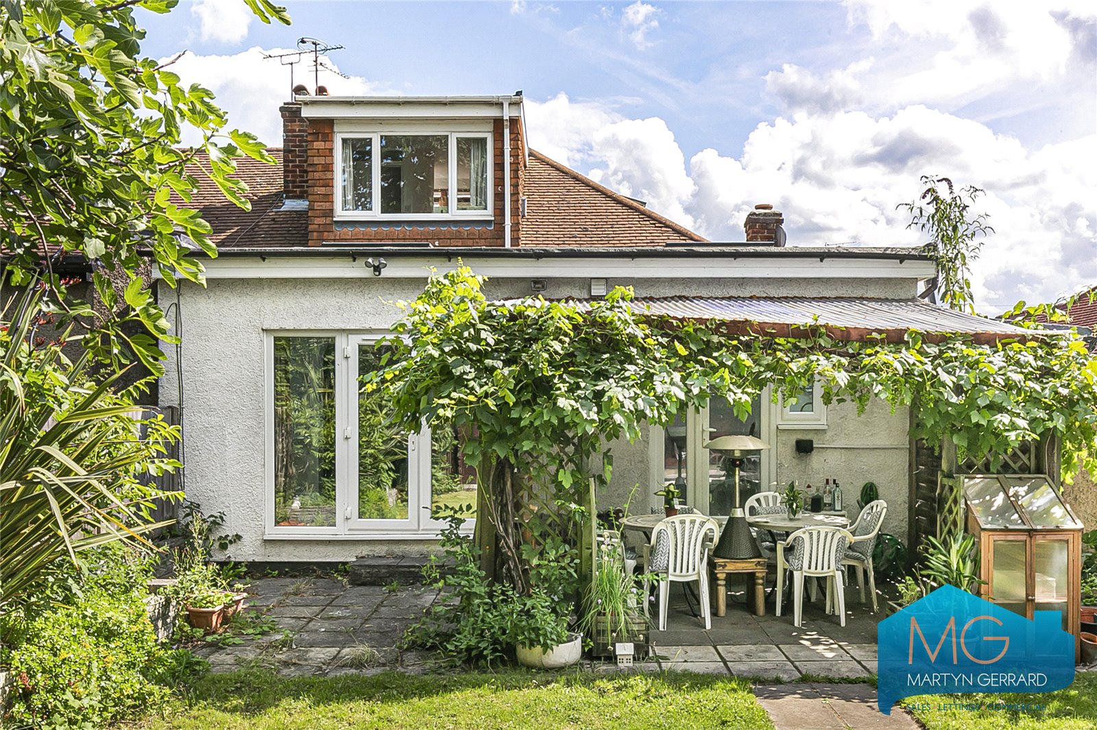 4 bedroom Semi-Detached House for sale - Martyn Gerrard