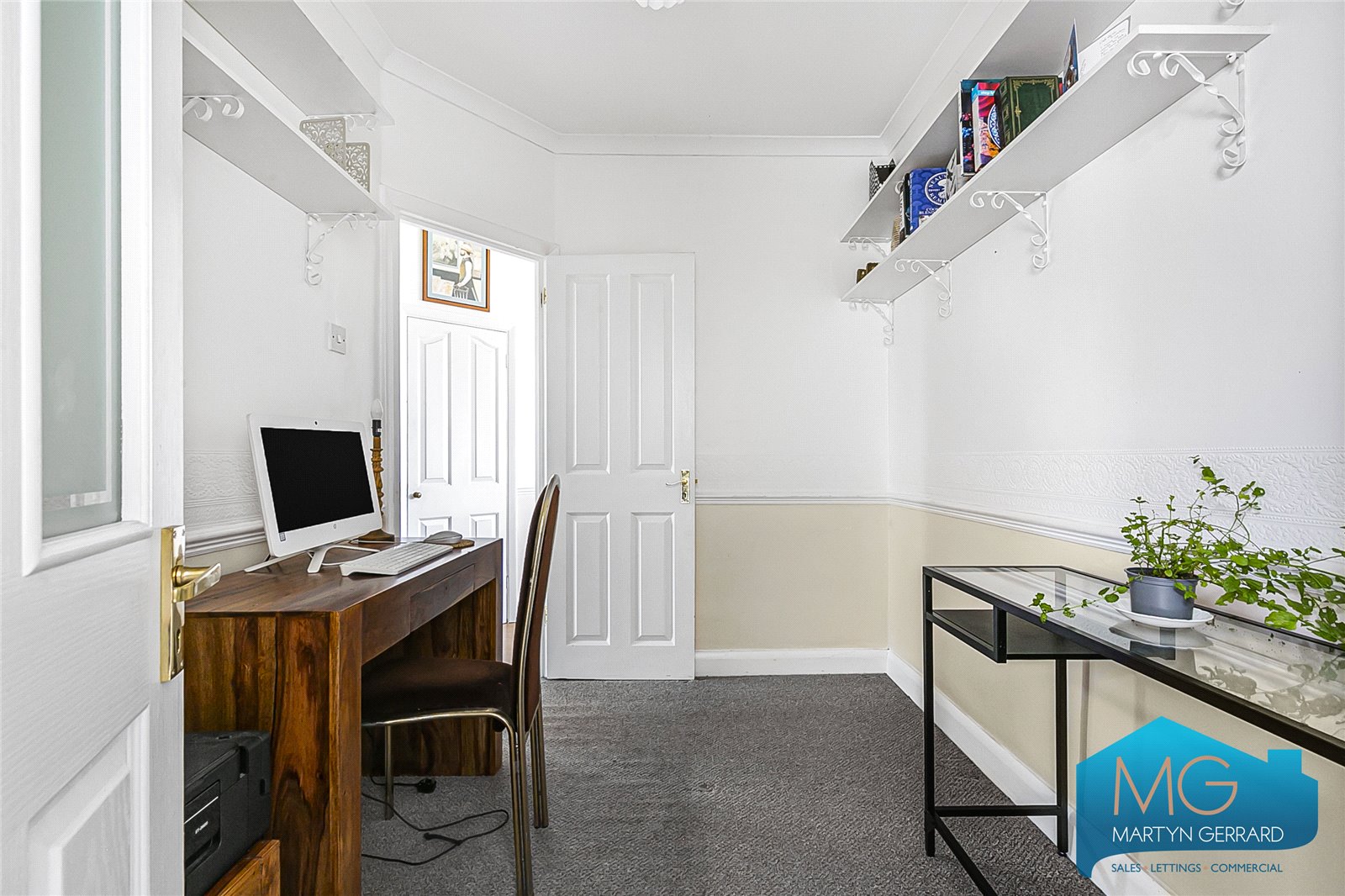 4 bedroom Semi-Detached House for sale - Martyn Gerrard