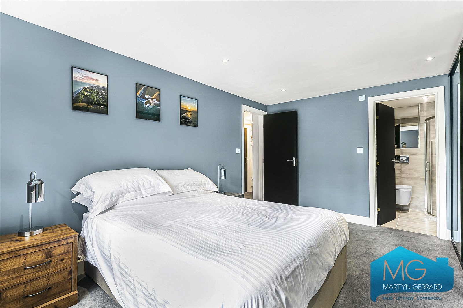 3 bedroom Apartment for sale - Martyn Gerrard