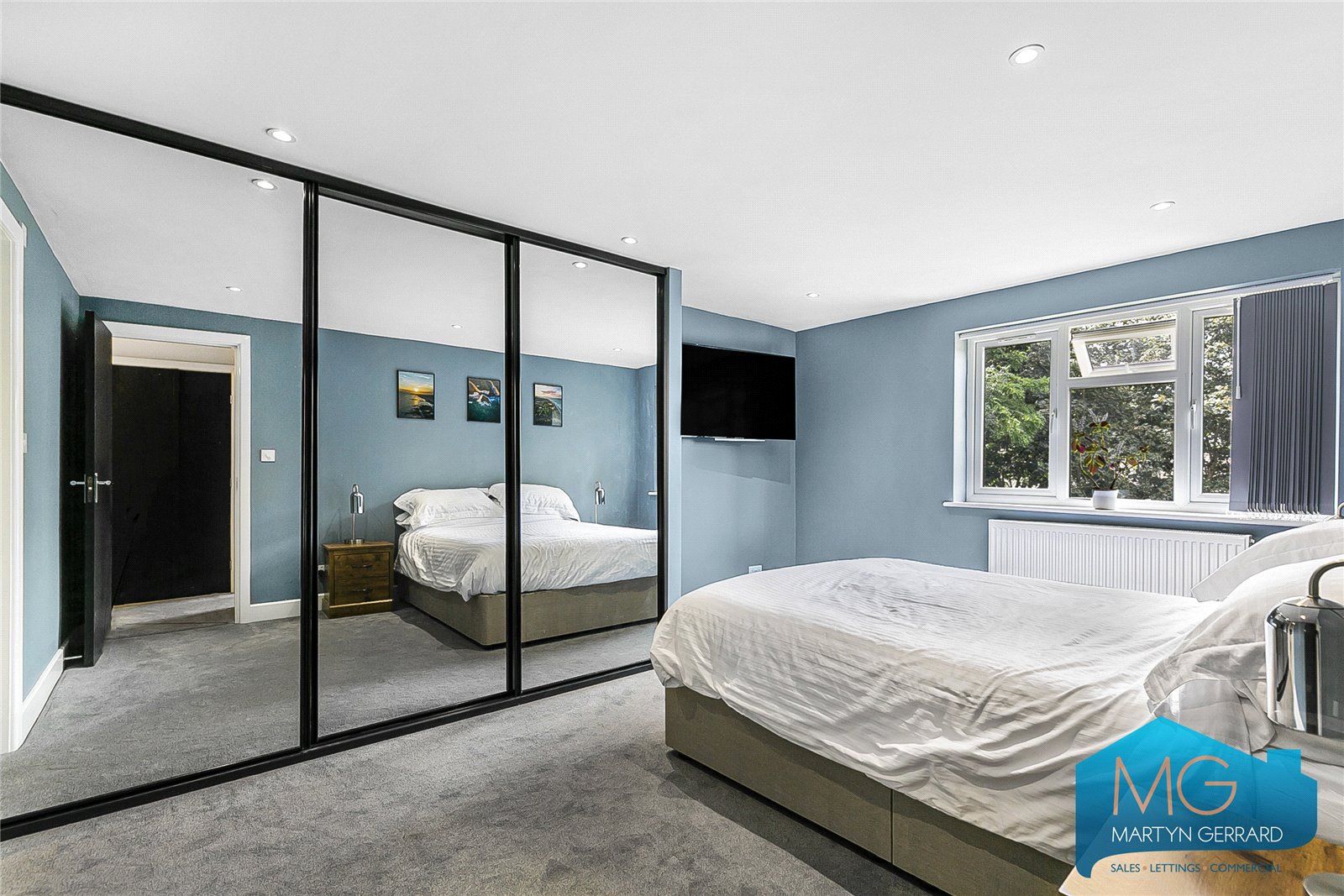 3 bedroom Apartment for sale - Martyn Gerrard