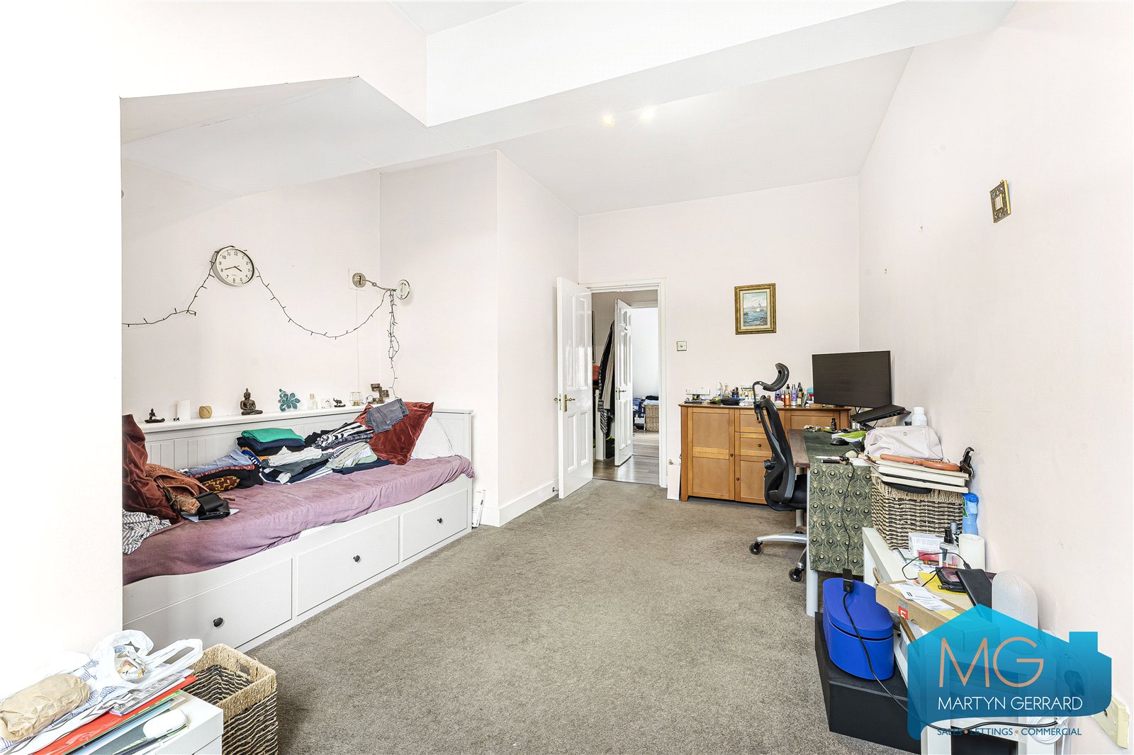 1 bedroom Apartment for sale - Martyn Gerrard