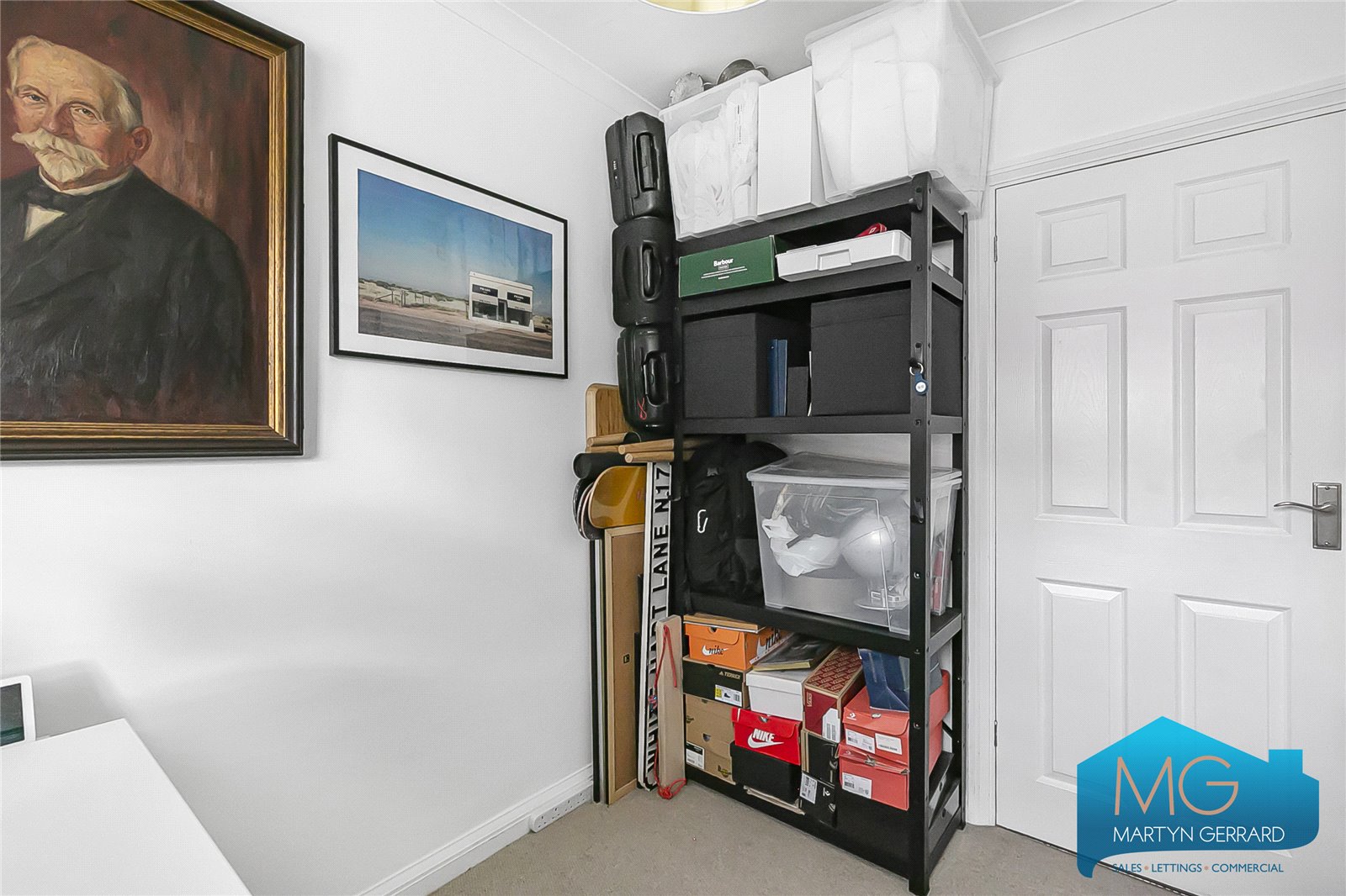 2 bedroom Apartment for sale - Martyn Gerrard
