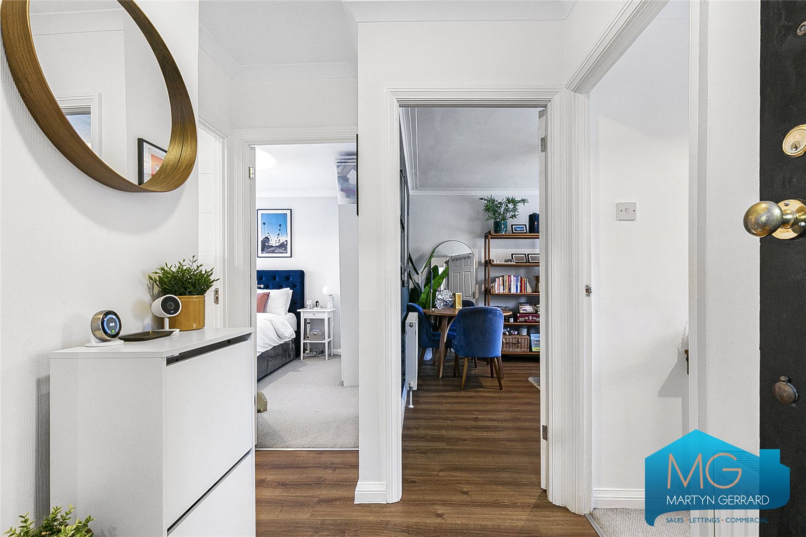 2 bedroom Apartment for sale - Martyn Gerrard