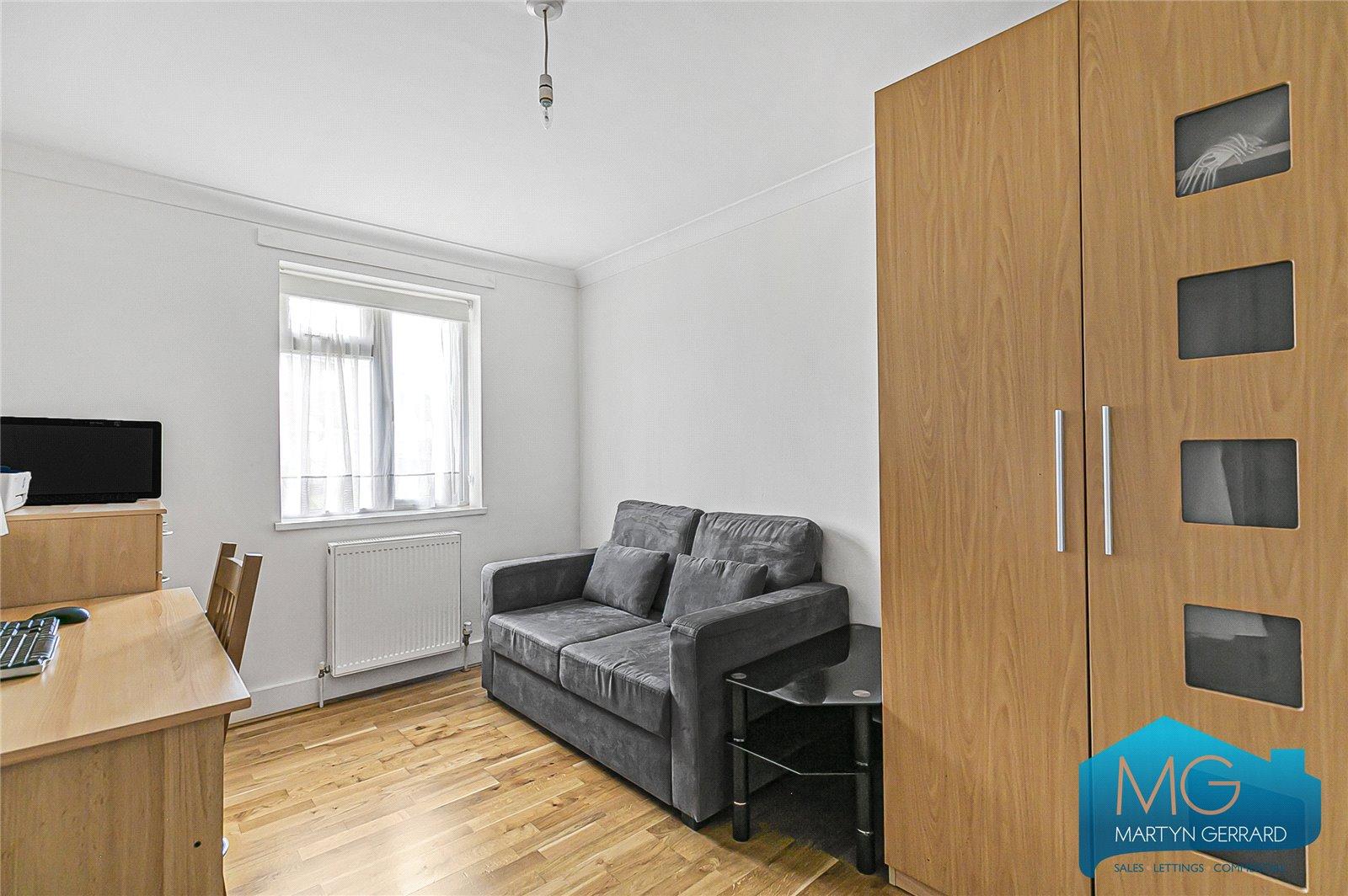2 bedroom Ground Floor Maisonette for sale - Martyn Gerrard