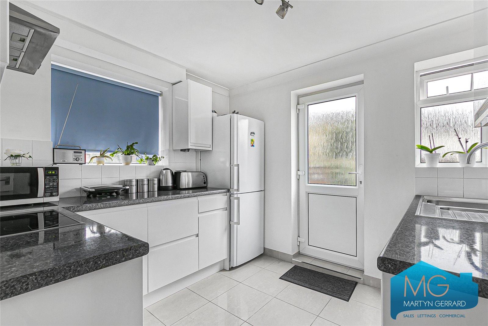 2 bedroom Ground Floor Maisonette for sale - Martyn Gerrard