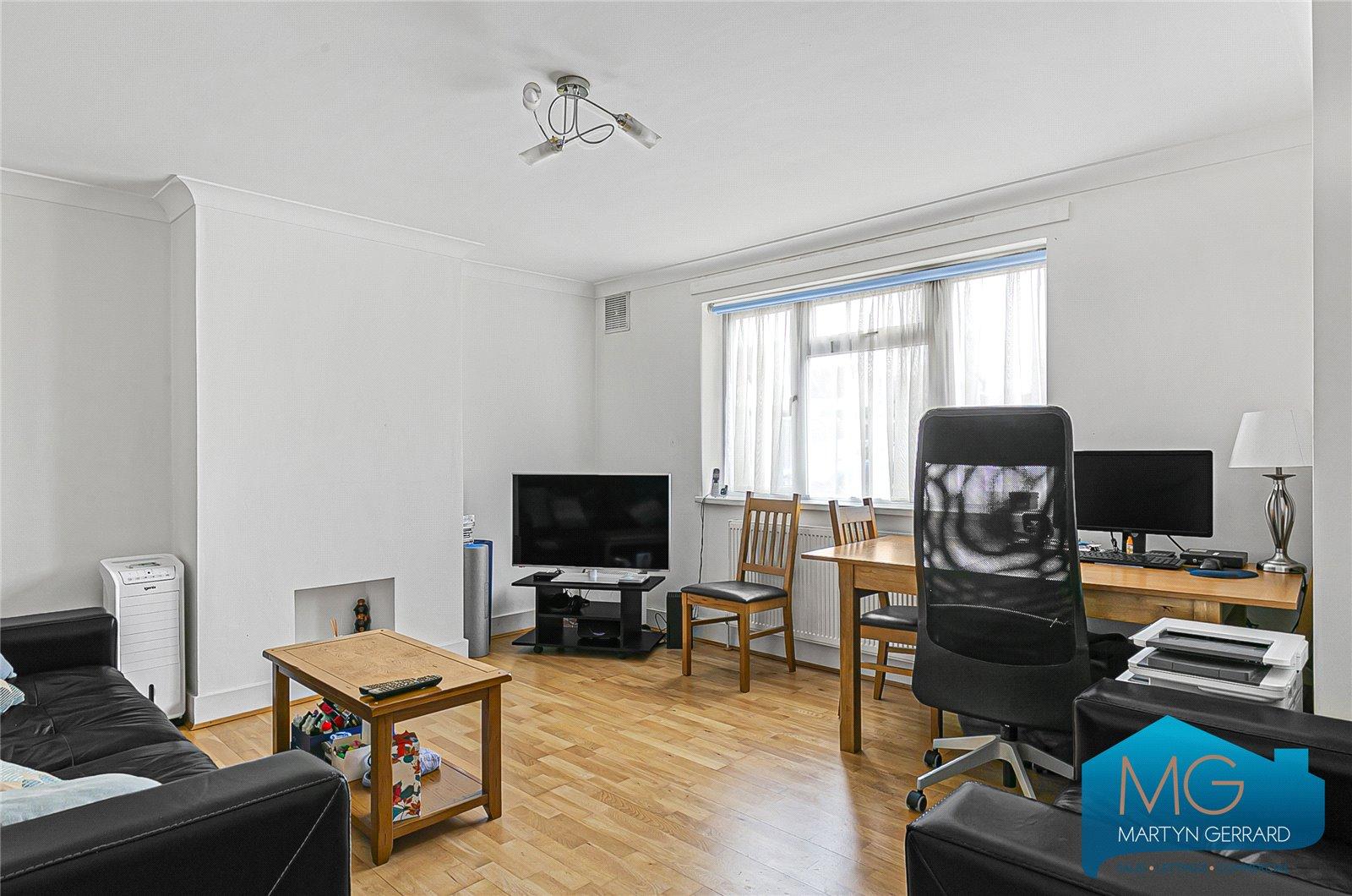 2 bedroom Ground Floor Maisonette for sale - Martyn Gerrard