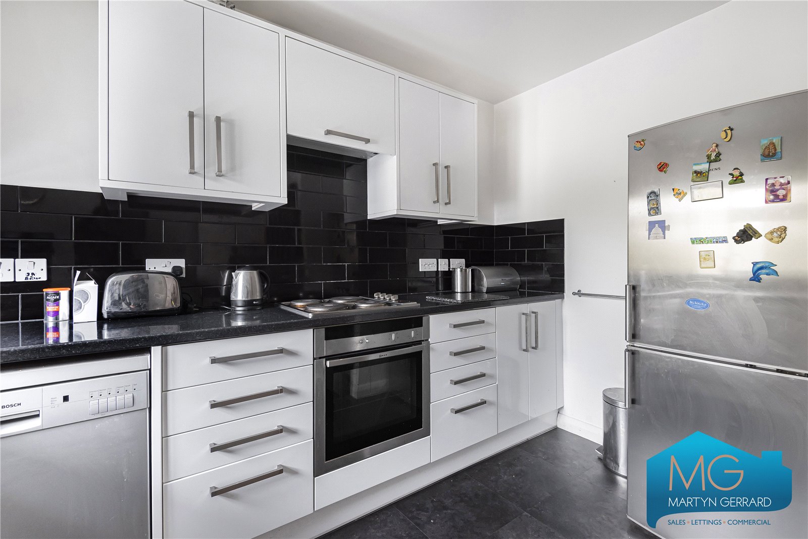 2 bedroom Apartment for sale - Martyn Gerrard