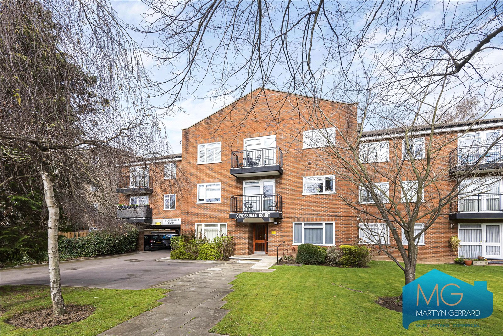 2 bedroom Apartment for sale - Martyn Gerrard