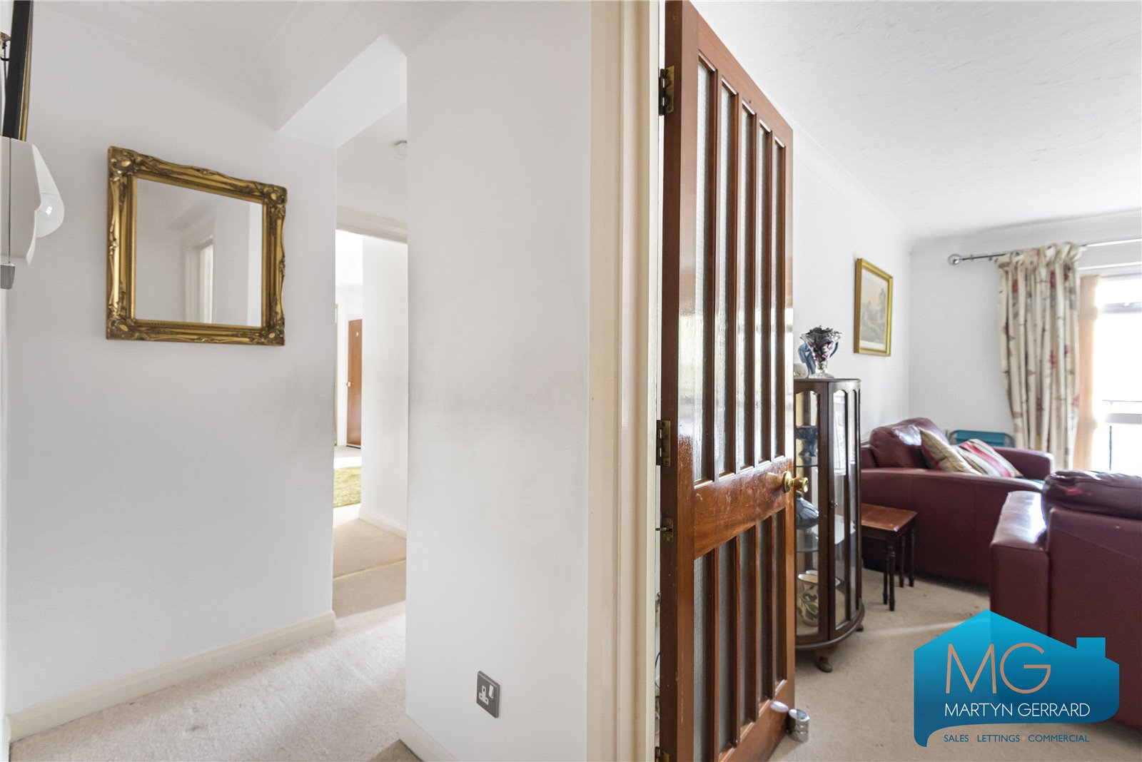 2 bedroom Apartment for sale - Martyn Gerrard