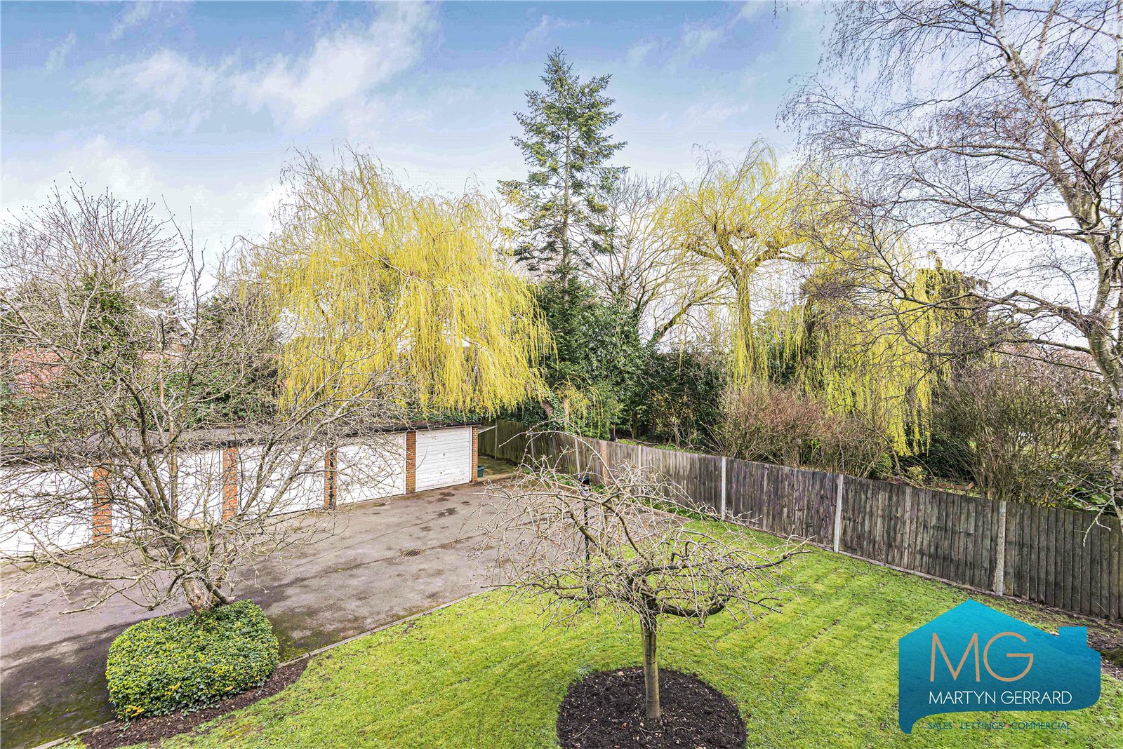 2 bedroom Apartment for sale - Martyn Gerrard