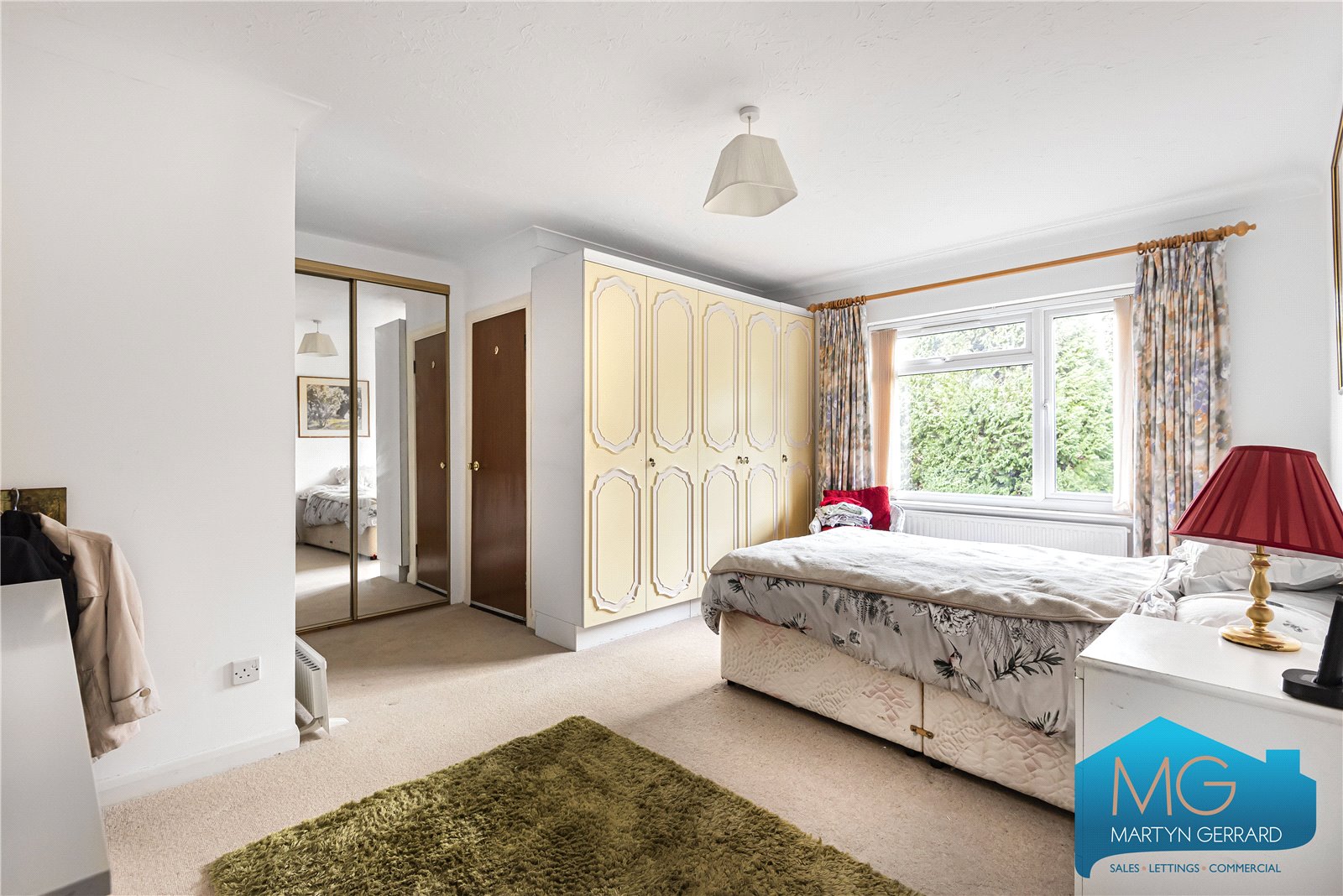 2 bedroom Apartment for sale - Martyn Gerrard