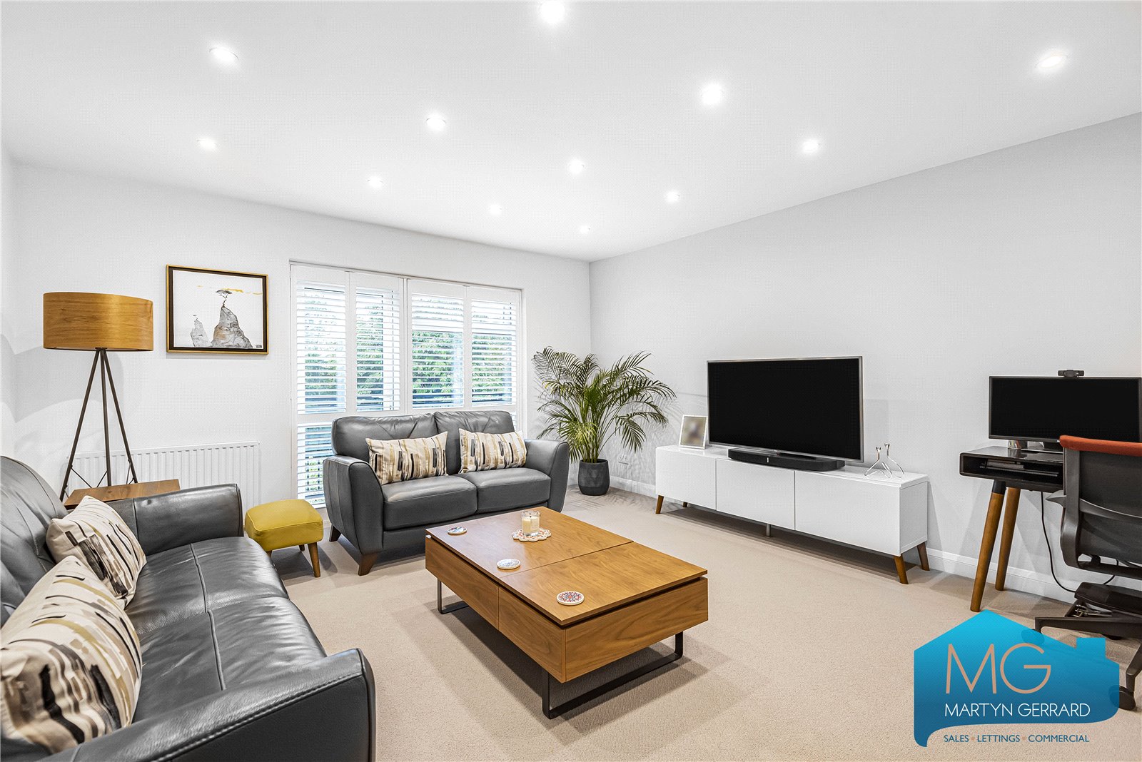 1 bedroom Apartment for sale - Martyn Gerrard