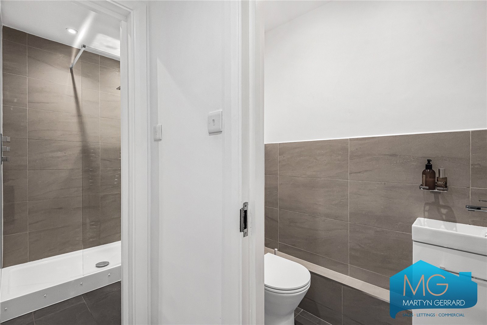 1 bedroom Apartment for sale - Martyn Gerrard