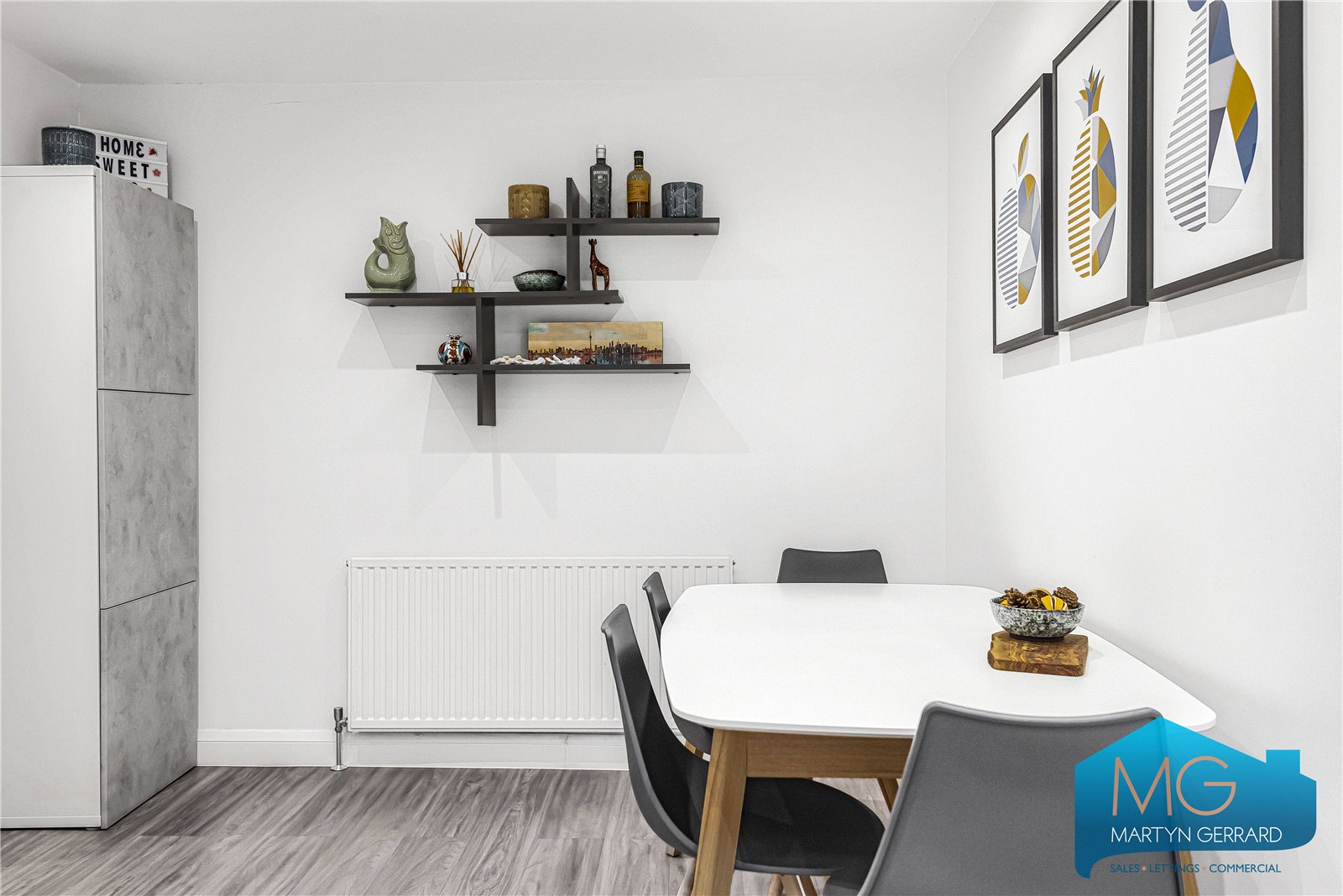1 bedroom Apartment for sale - Martyn Gerrard