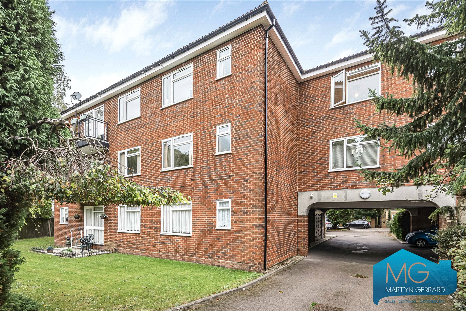 1 bedroom Apartment for sale - Martyn Gerrard