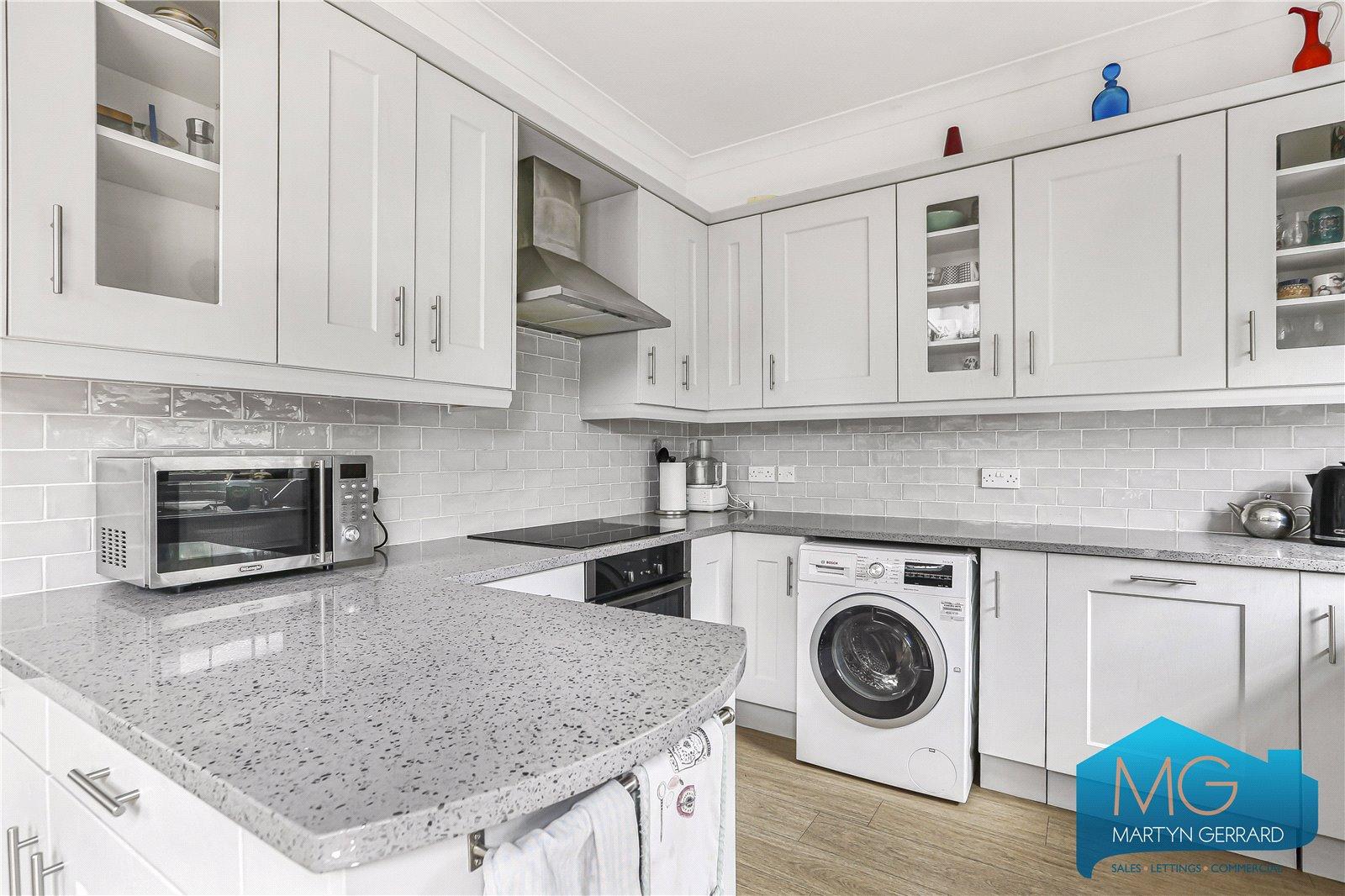4 bedroom Detached House for sale - Martyn Gerrard