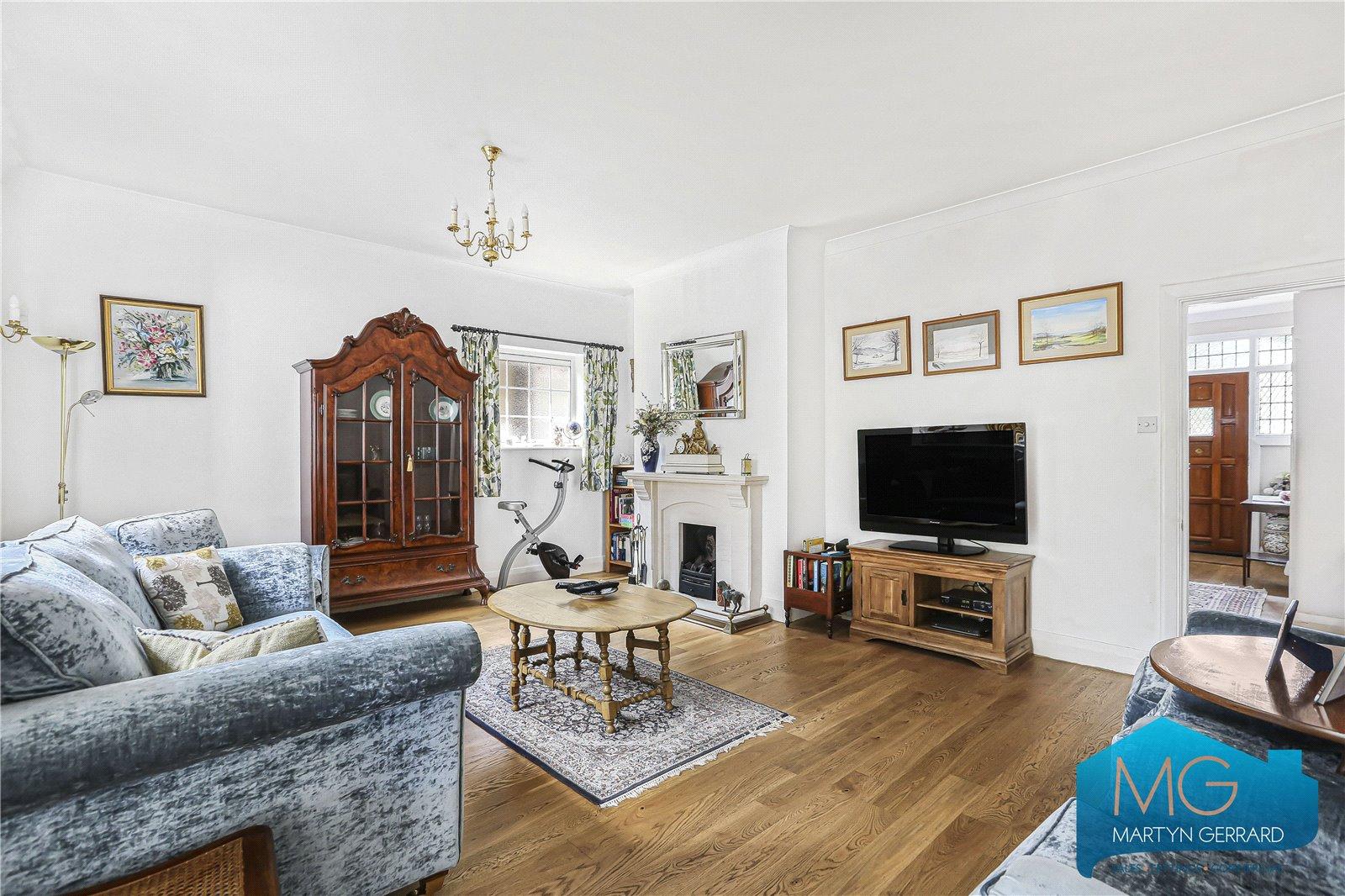 4 bedroom Detached House for sale - Martyn Gerrard