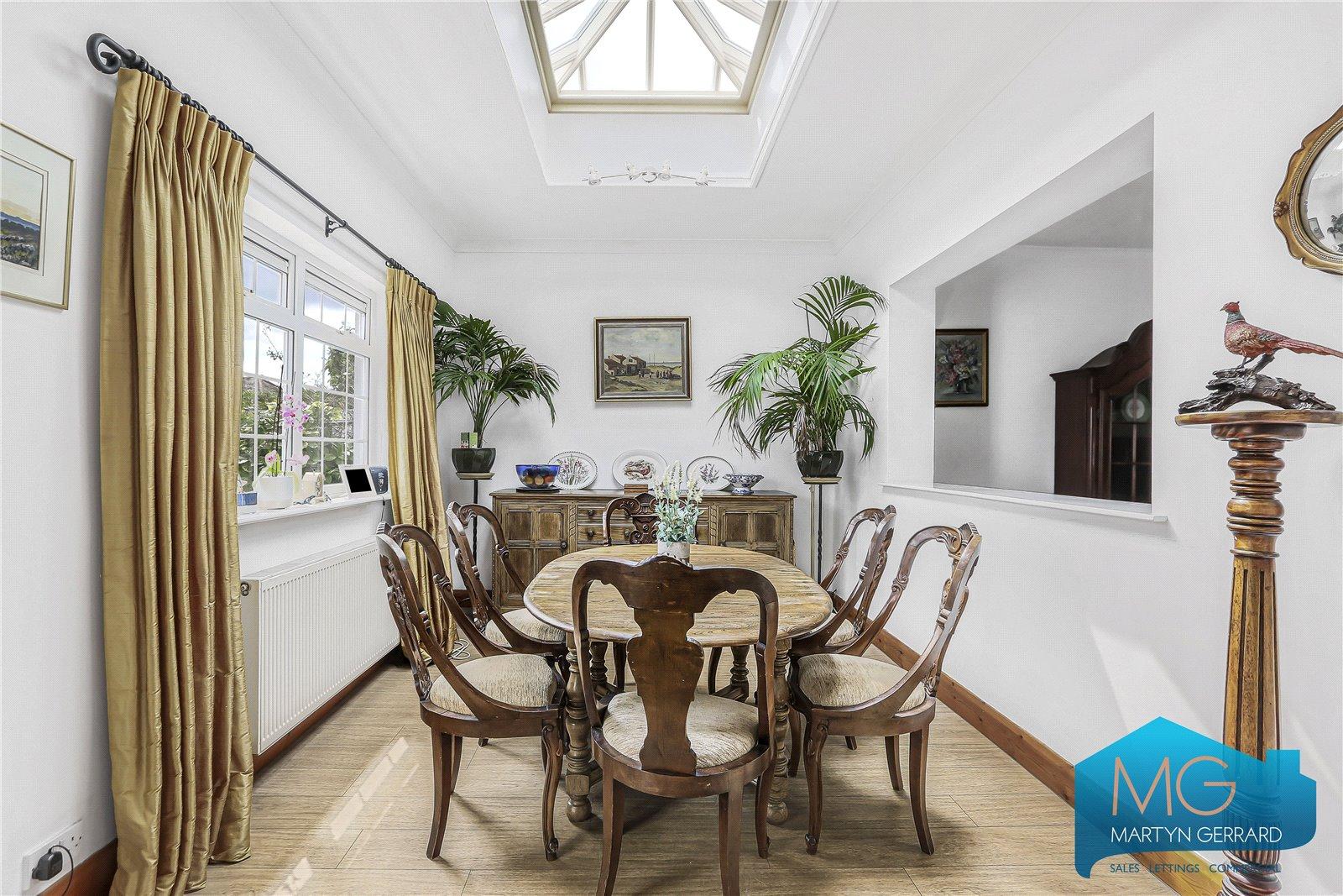 4 bedroom Detached House for sale - Martyn Gerrard