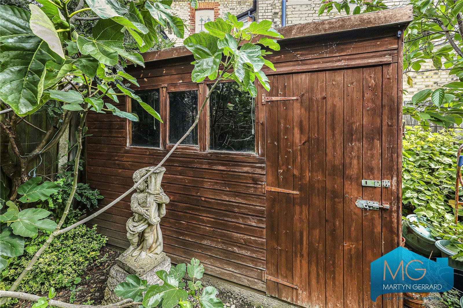 4 bedroom Detached House for sale - Martyn Gerrard