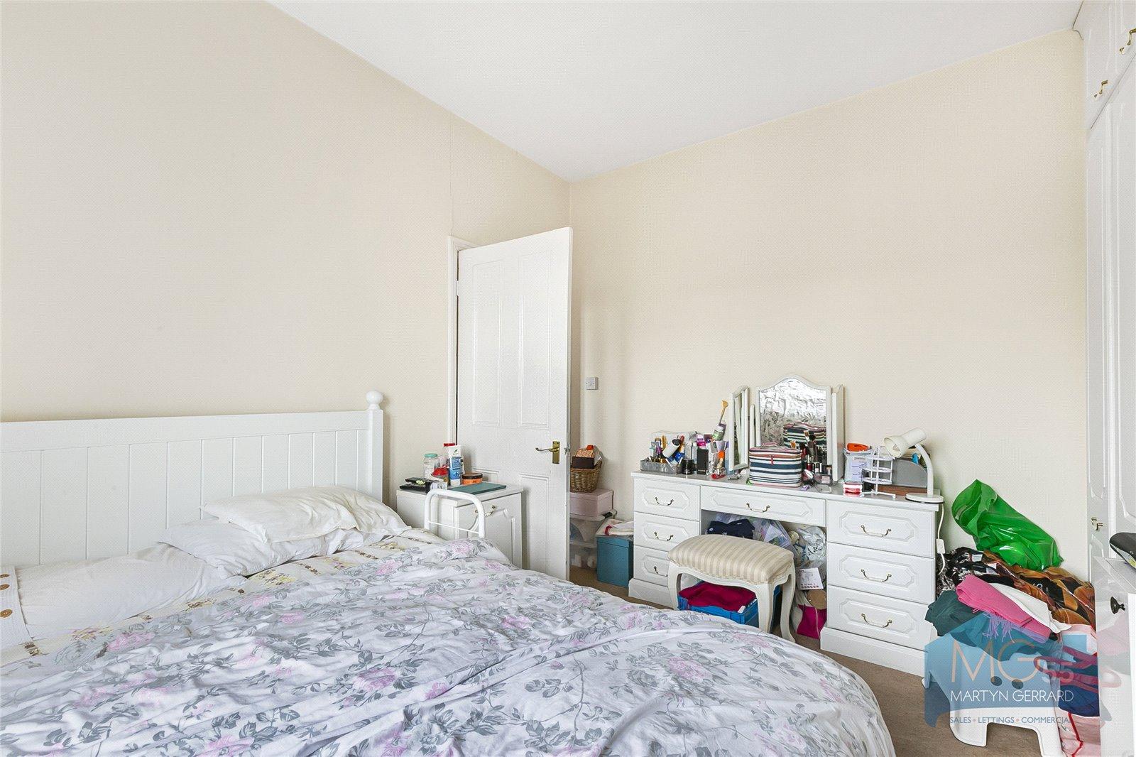 3 bedroom Terraced House for sale - Martyn Gerrard