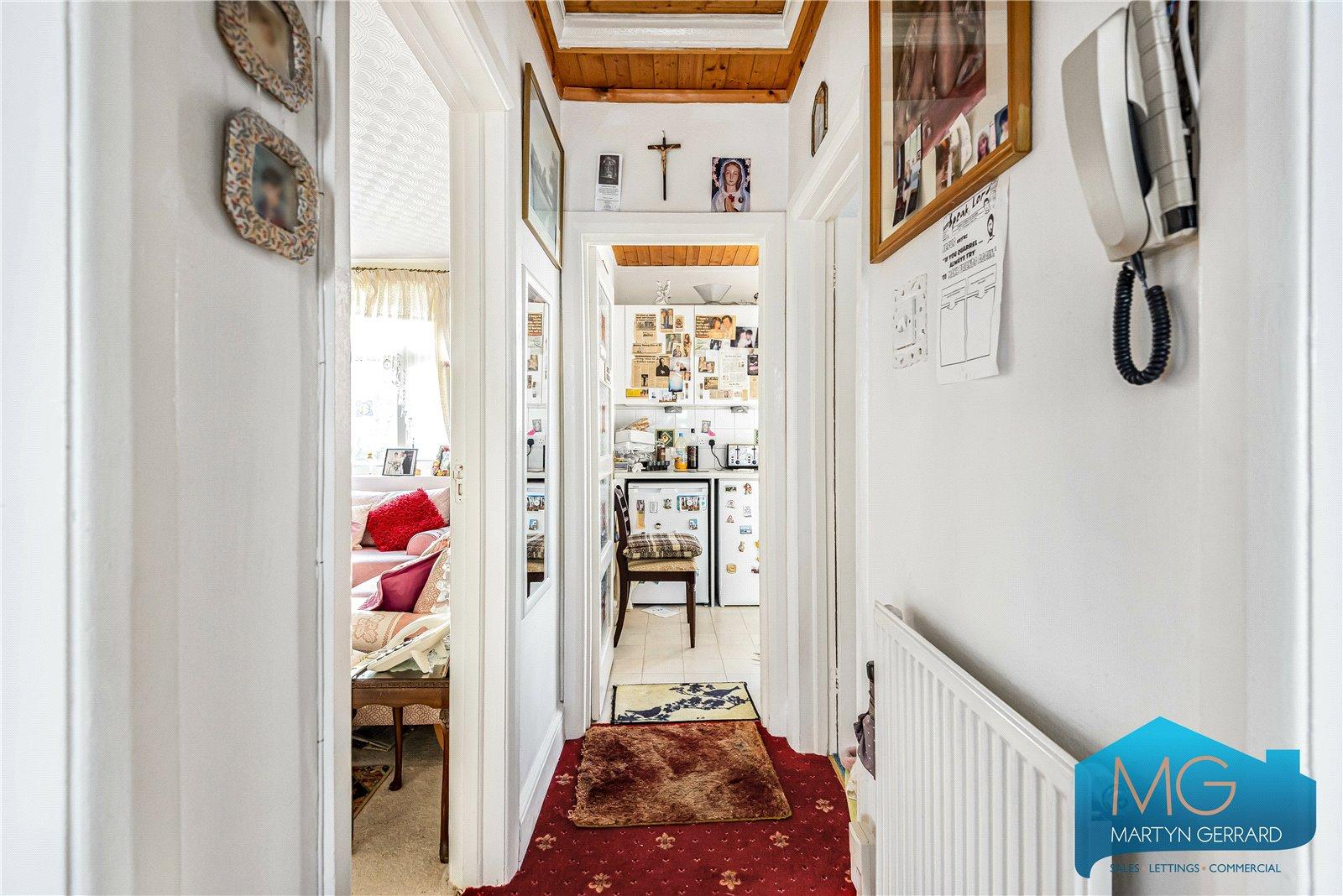 2 bedroom Maisonette for sale - Martyn Gerrard
