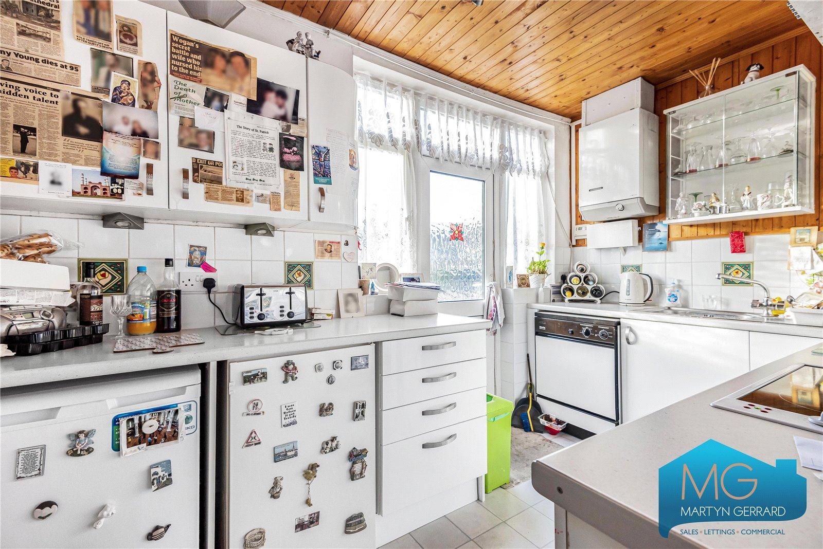 2 bedroom Maisonette for sale - Martyn Gerrard