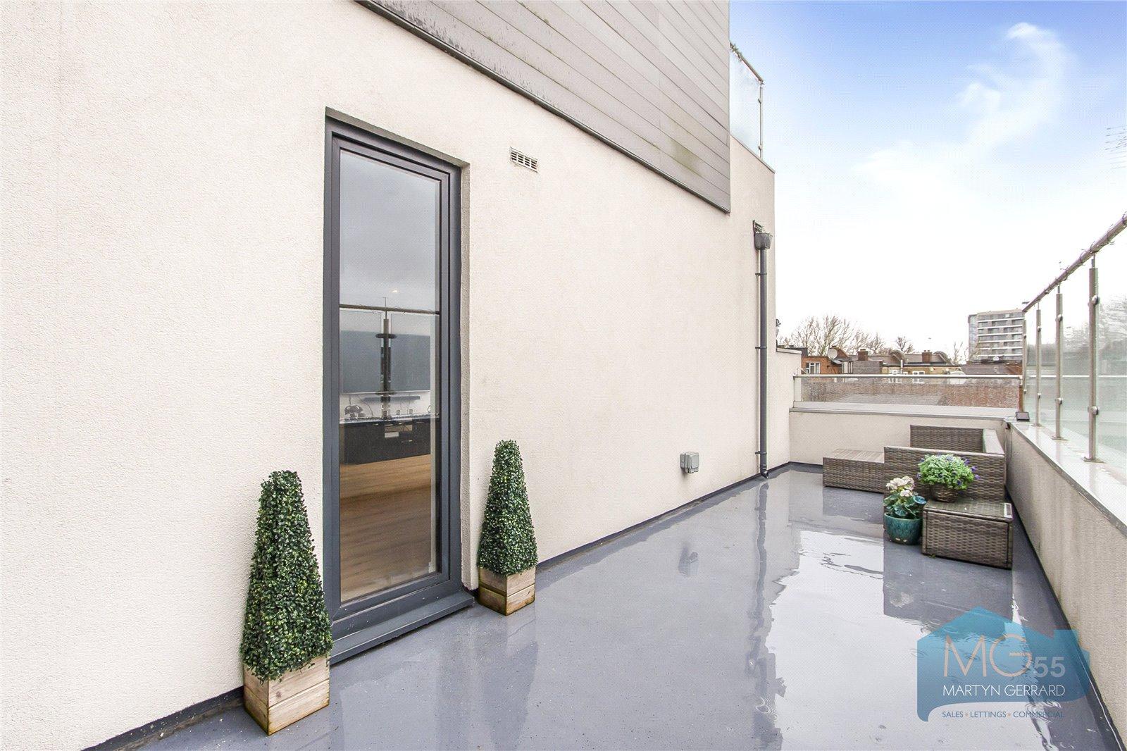 1 bedroom Apartment for sale - Martyn Gerrard